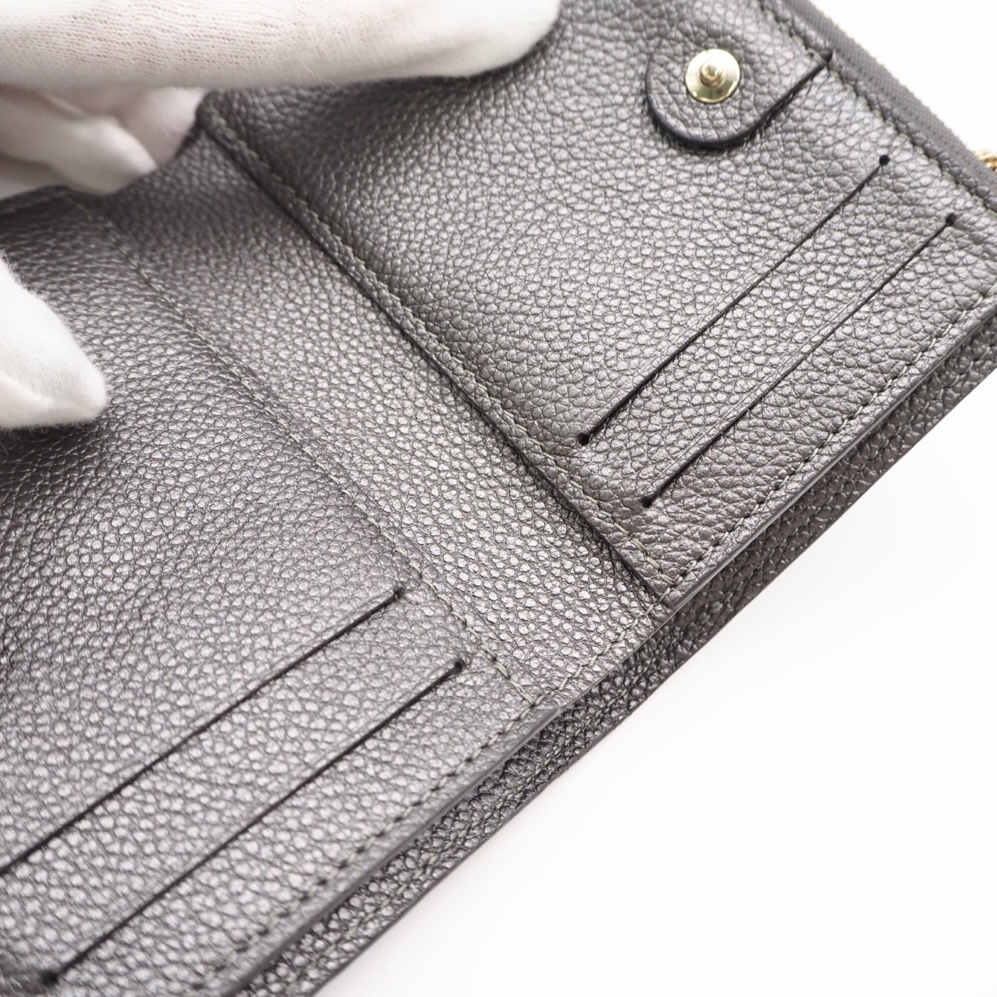 Louis Vuitton Silver Leather Wallet (Bi-Fold) (Pre-Owned)