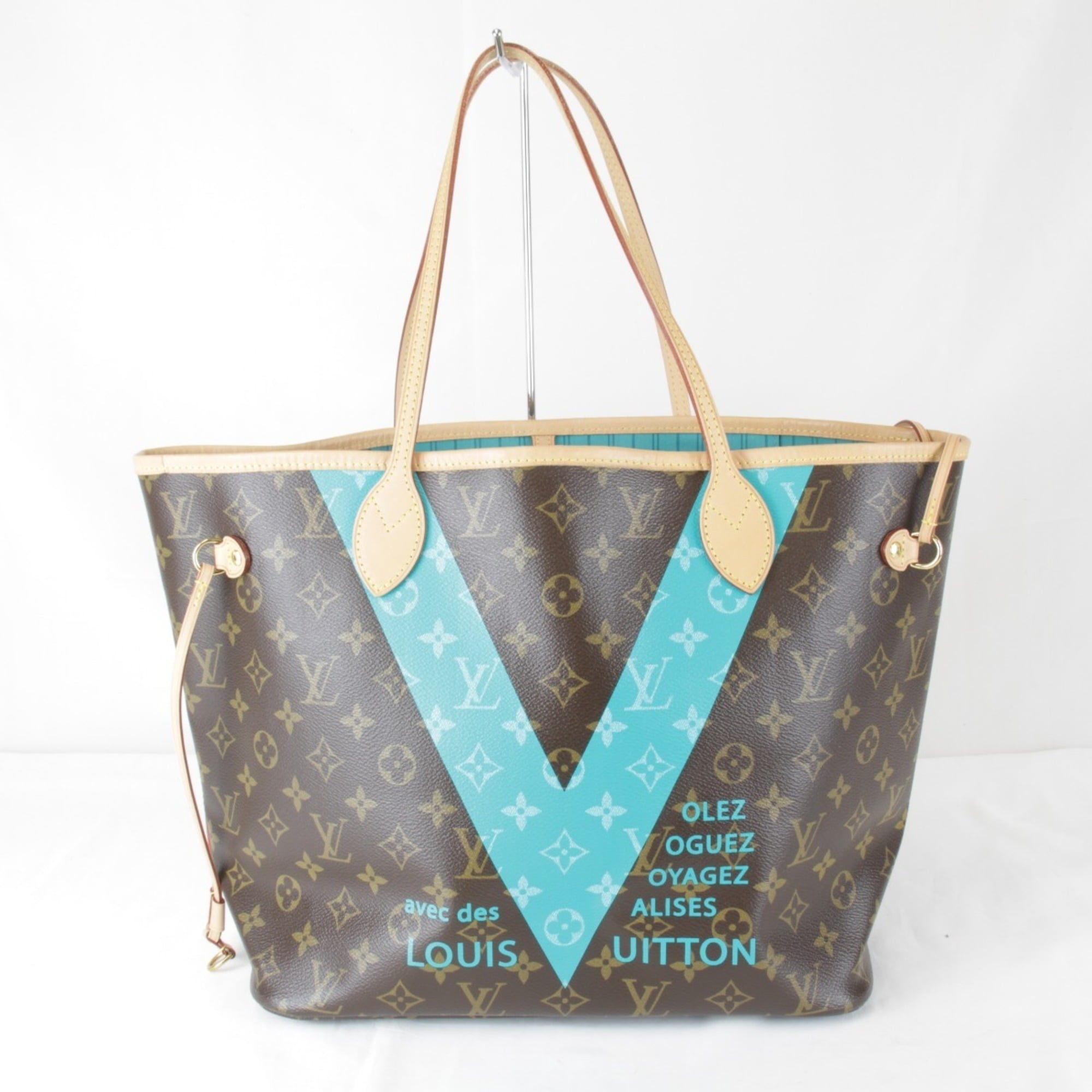 Louis Vuitton Brown Canvas Tote Bag (Pre-Owned)