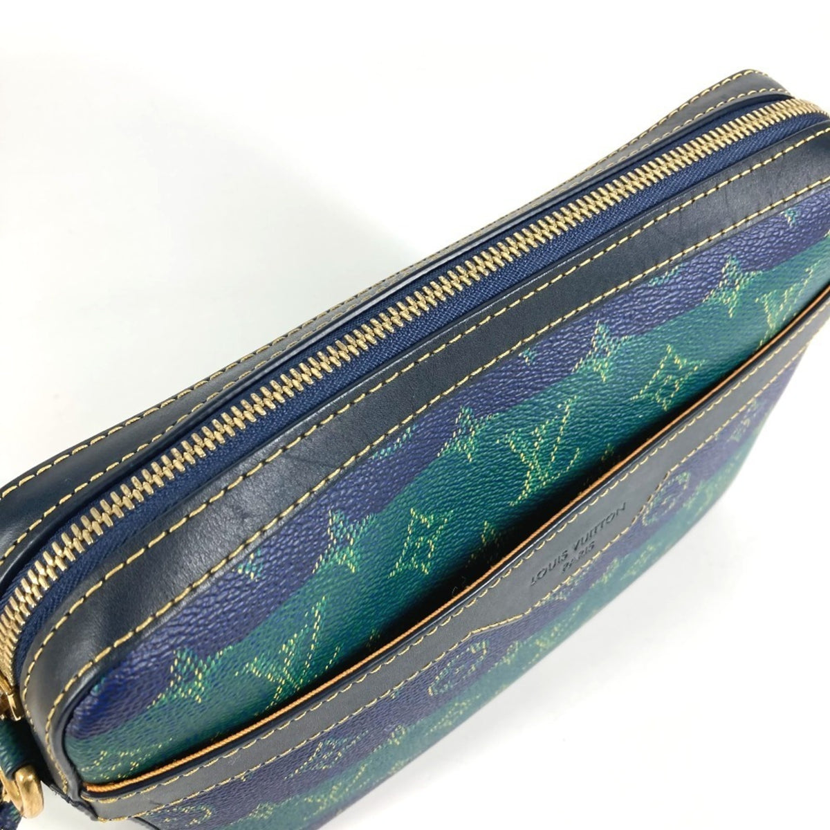Louis Vuitton Blue Green Clutch Bag (Pre-Owned)