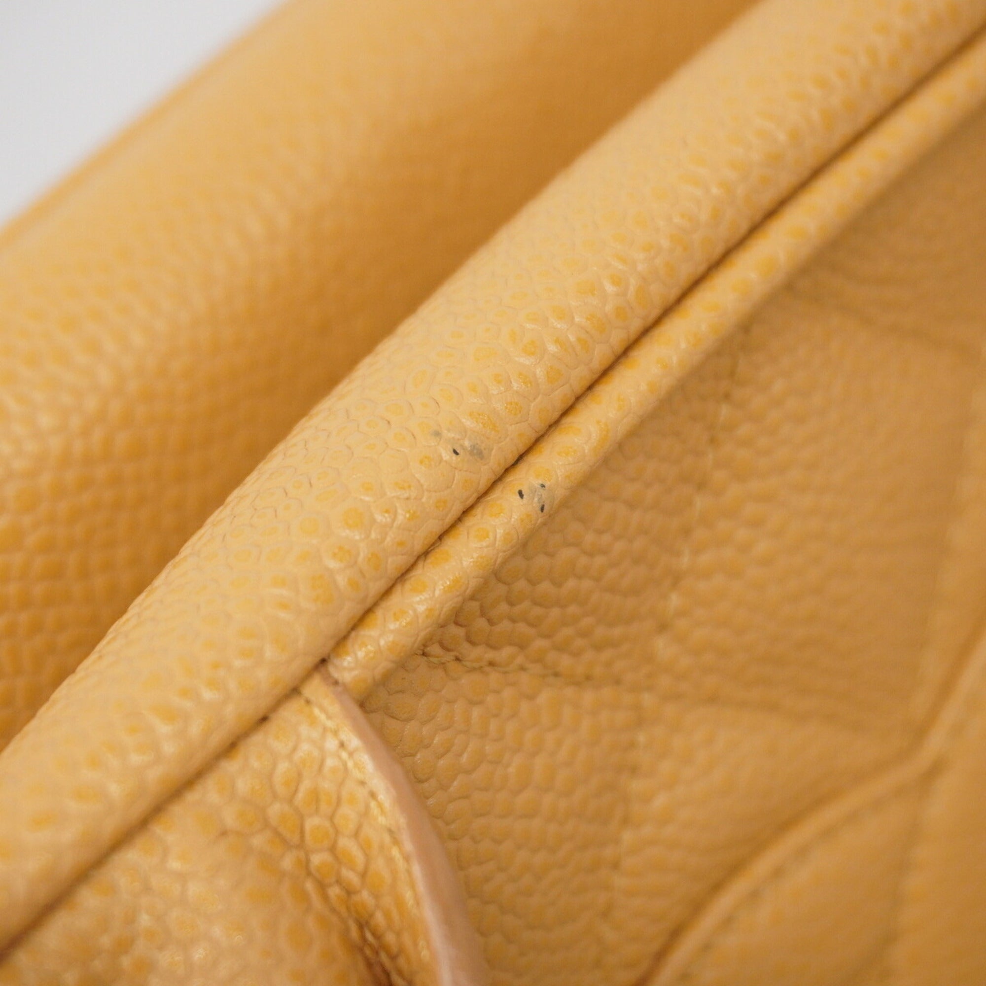 Chanel Beige Grained Calfskin Handbag (Pre-Owned)