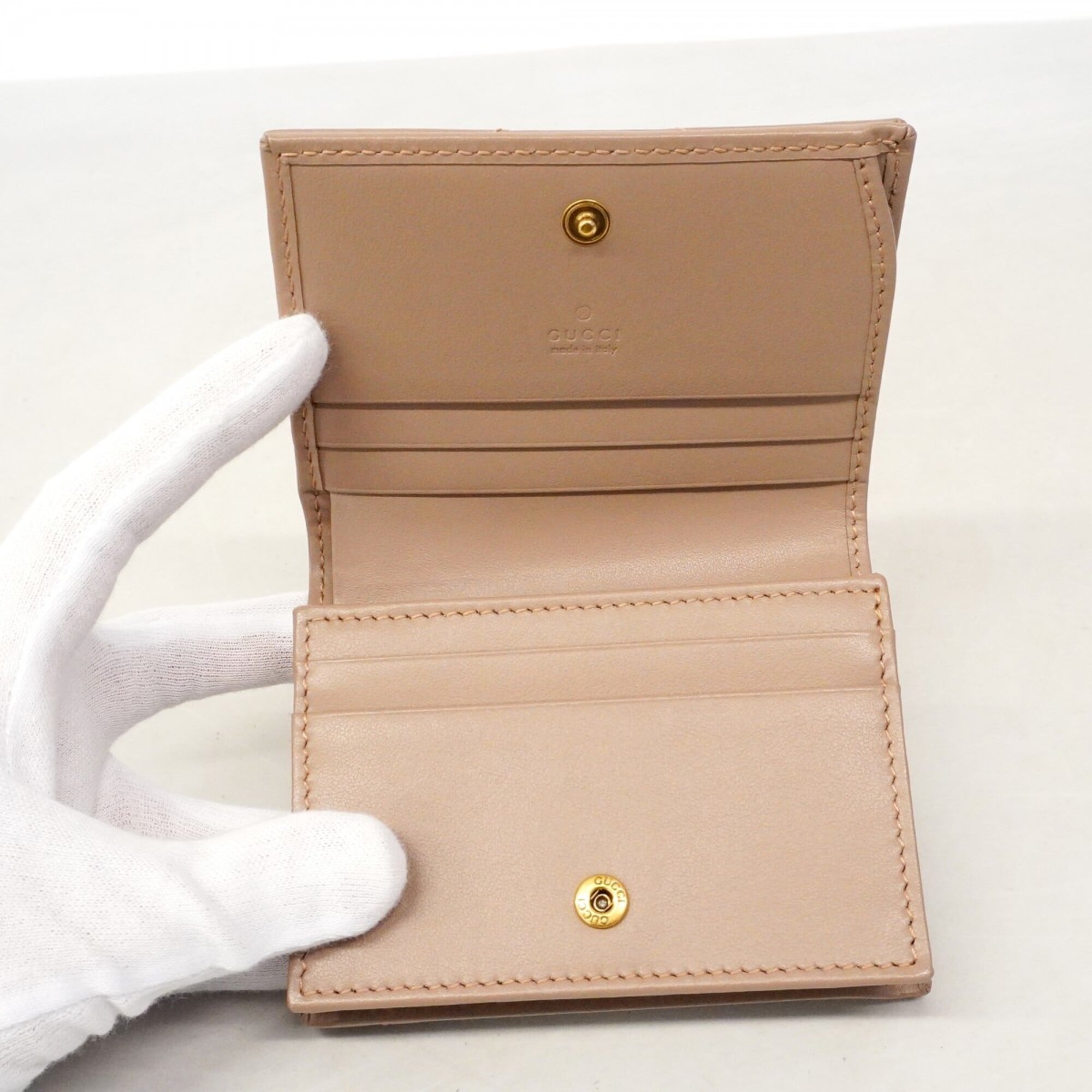 Gucci Pink Beige Leather Wallet (Bi-Fold) (Pre-Owned)