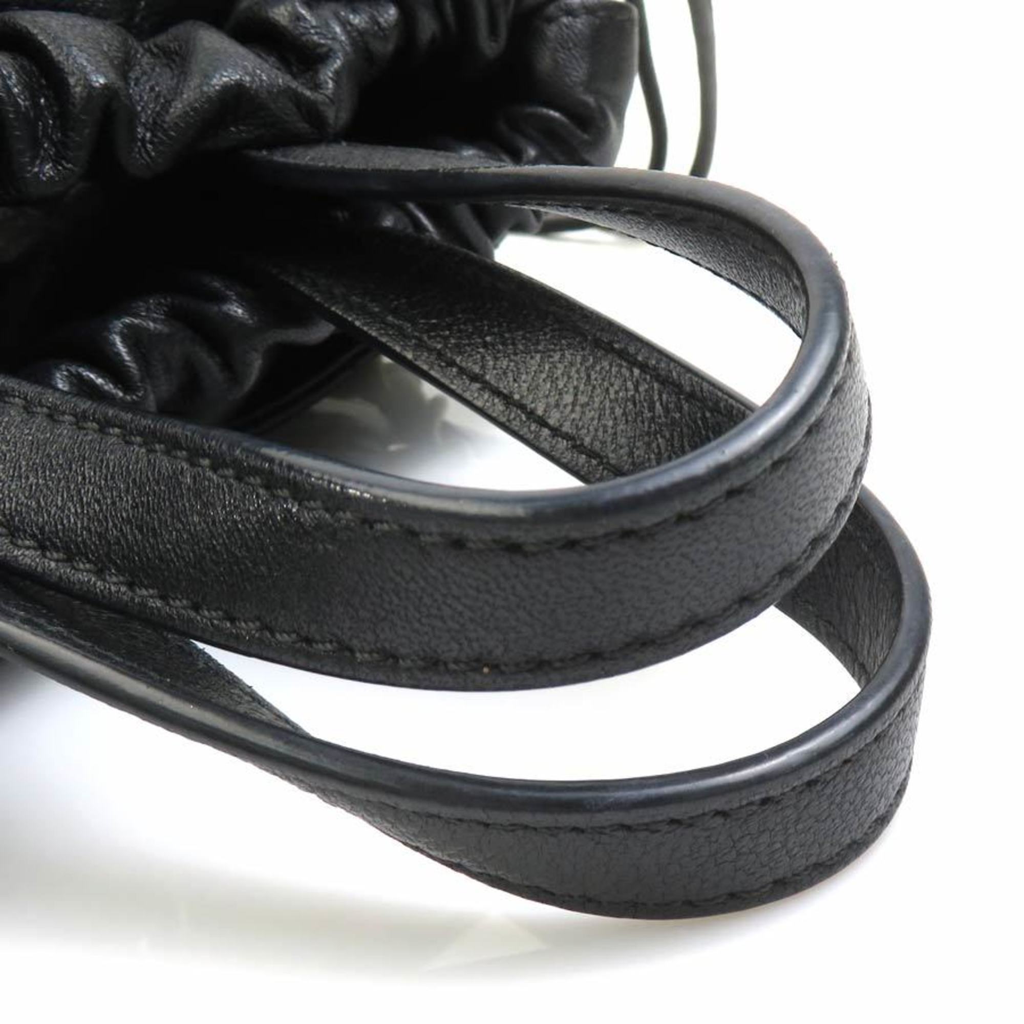 Chanel Black Leather Handbag Shoulder Bag (Pre-Owned)