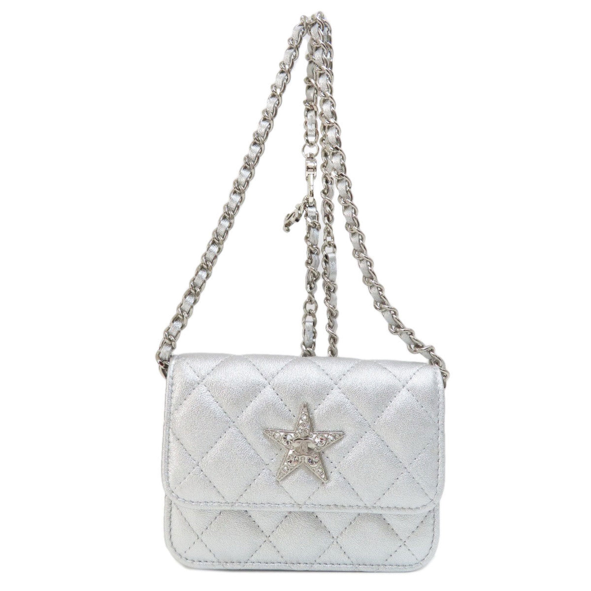 Chanel Silver Leather Shoulder Bag (Pre-Owned)
