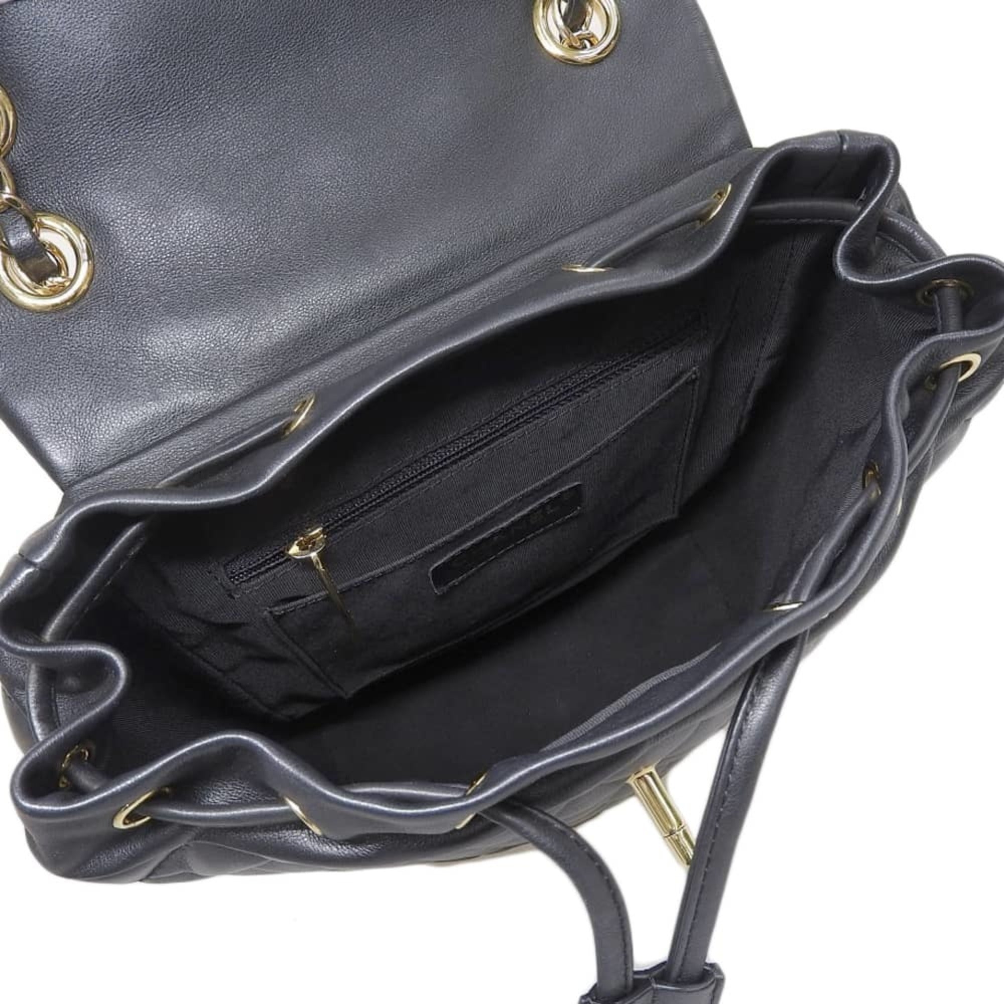 Chanel Matelasse Black Leather Backpack (Pre-Owned)