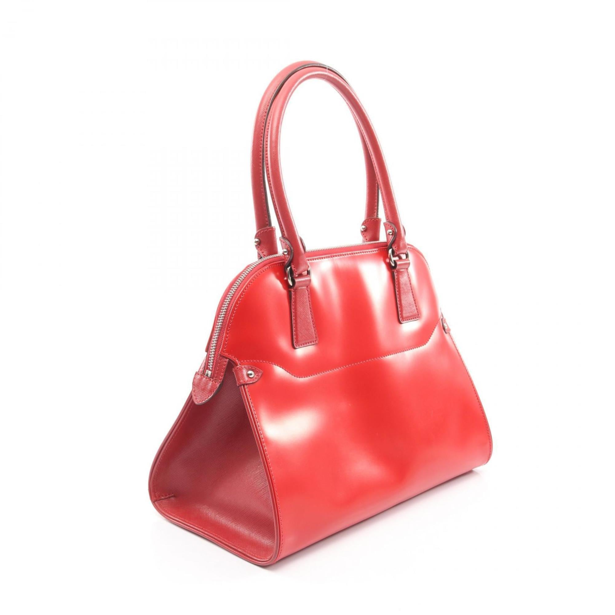 Salvatore Ferragamo Red Color Leather Handbag (Pre-Owned)