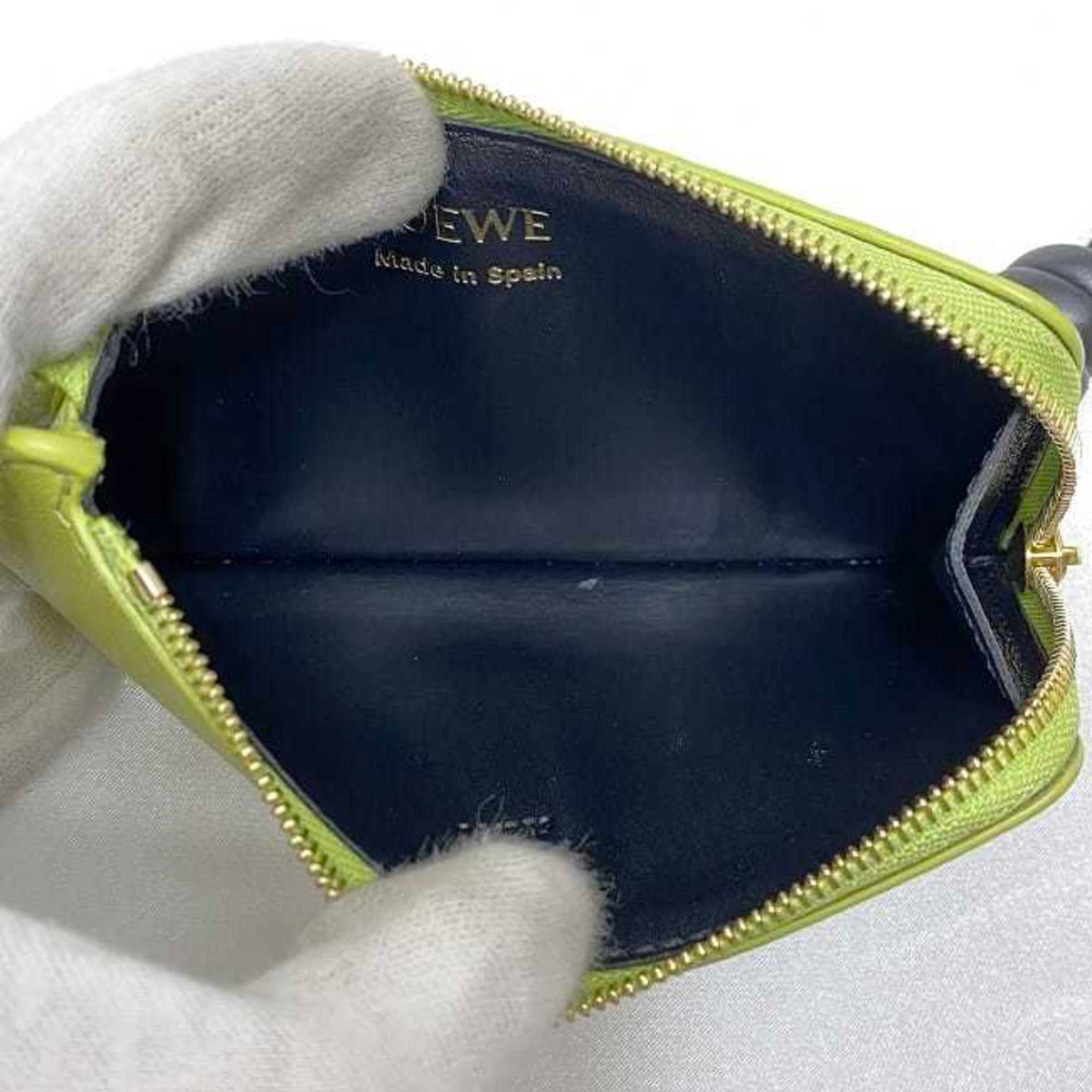 Loewe Black Light Green Leather Coin Purse/Coin Case (Pre-Owned)