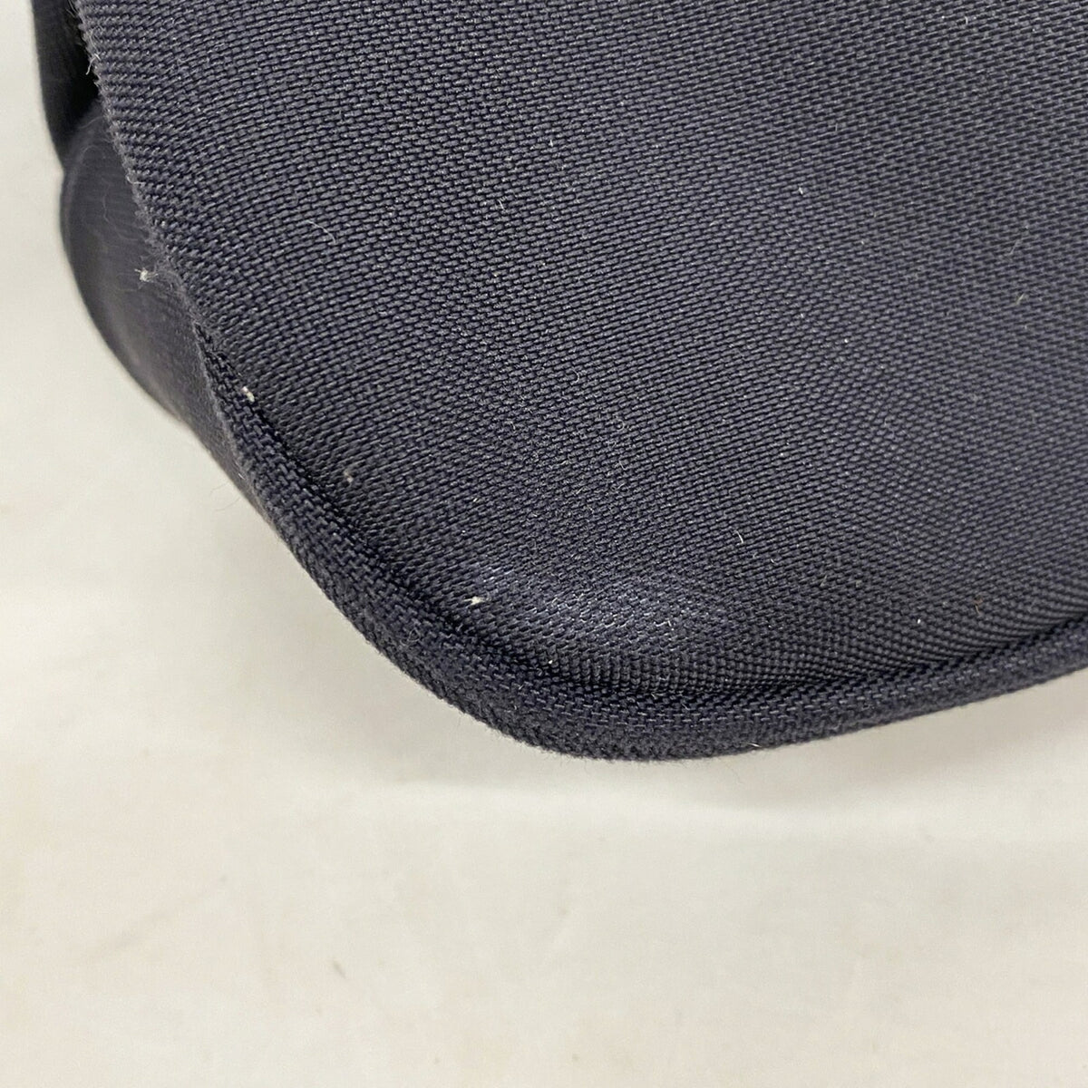 Salvatore Ferragamo Black Canvas Shoulder Bag (Pre-Owned)