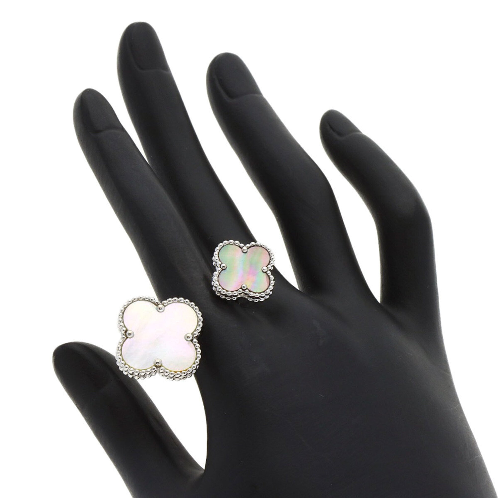 Van Cleef & Arpels White Gold White Gold (18K) Band Ring (Pre-Owned)
