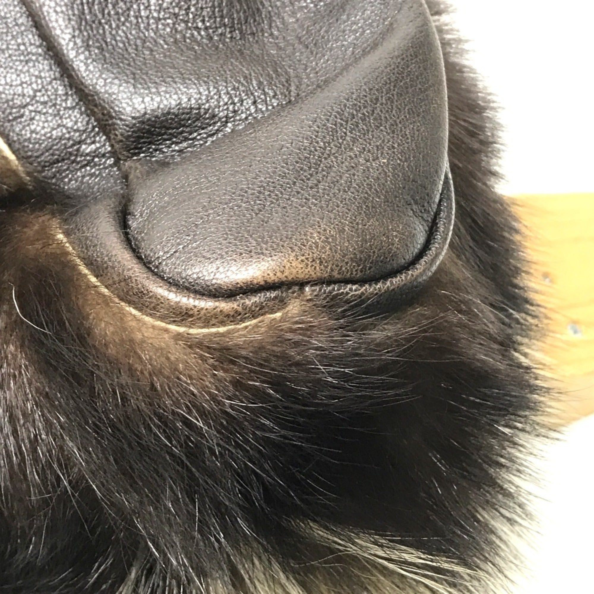 Fendi Dark Brown Fur Shoulder Bag (Pre-Owned)