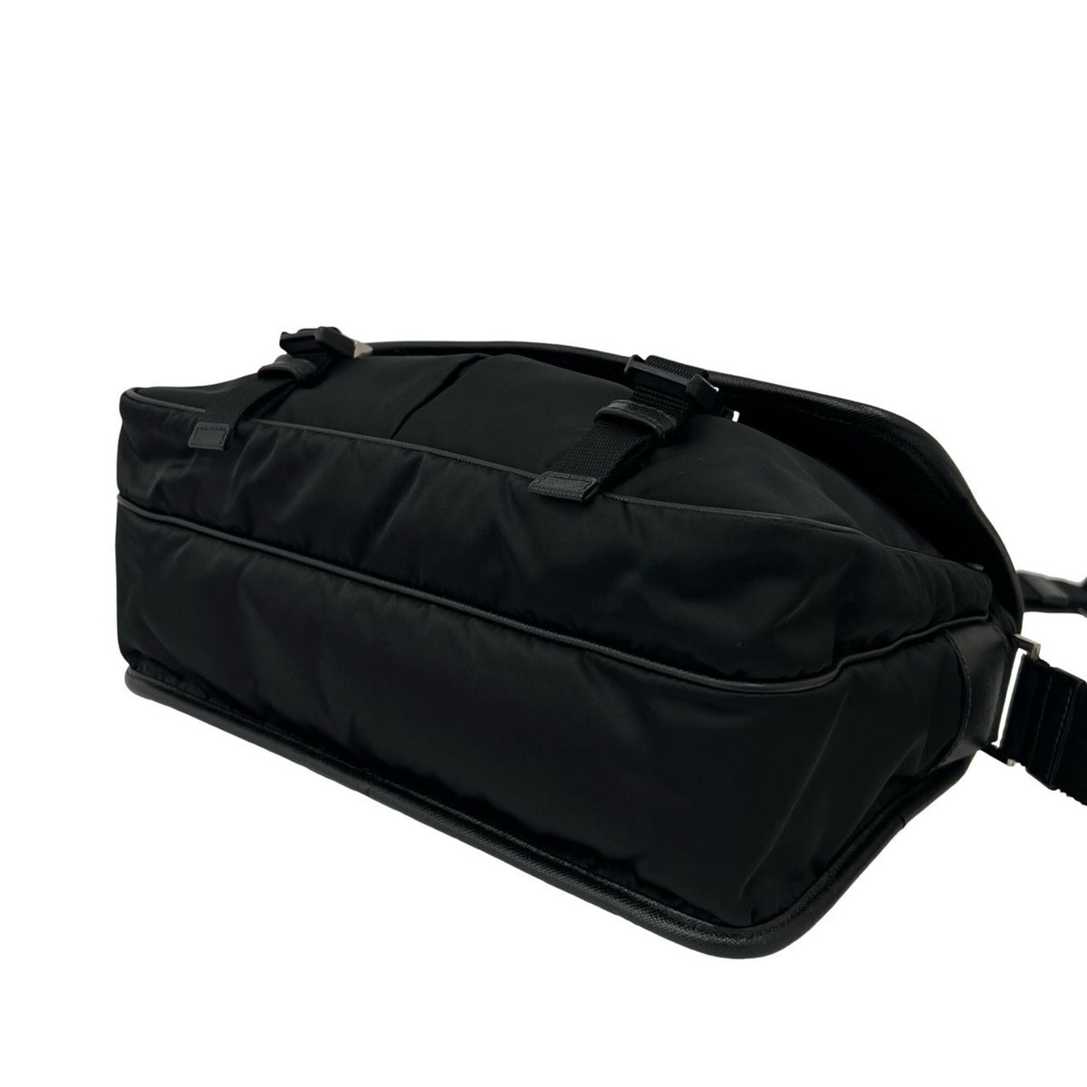 Prada Black Nylon Leather Shoulder Bag (Pre-Owned)