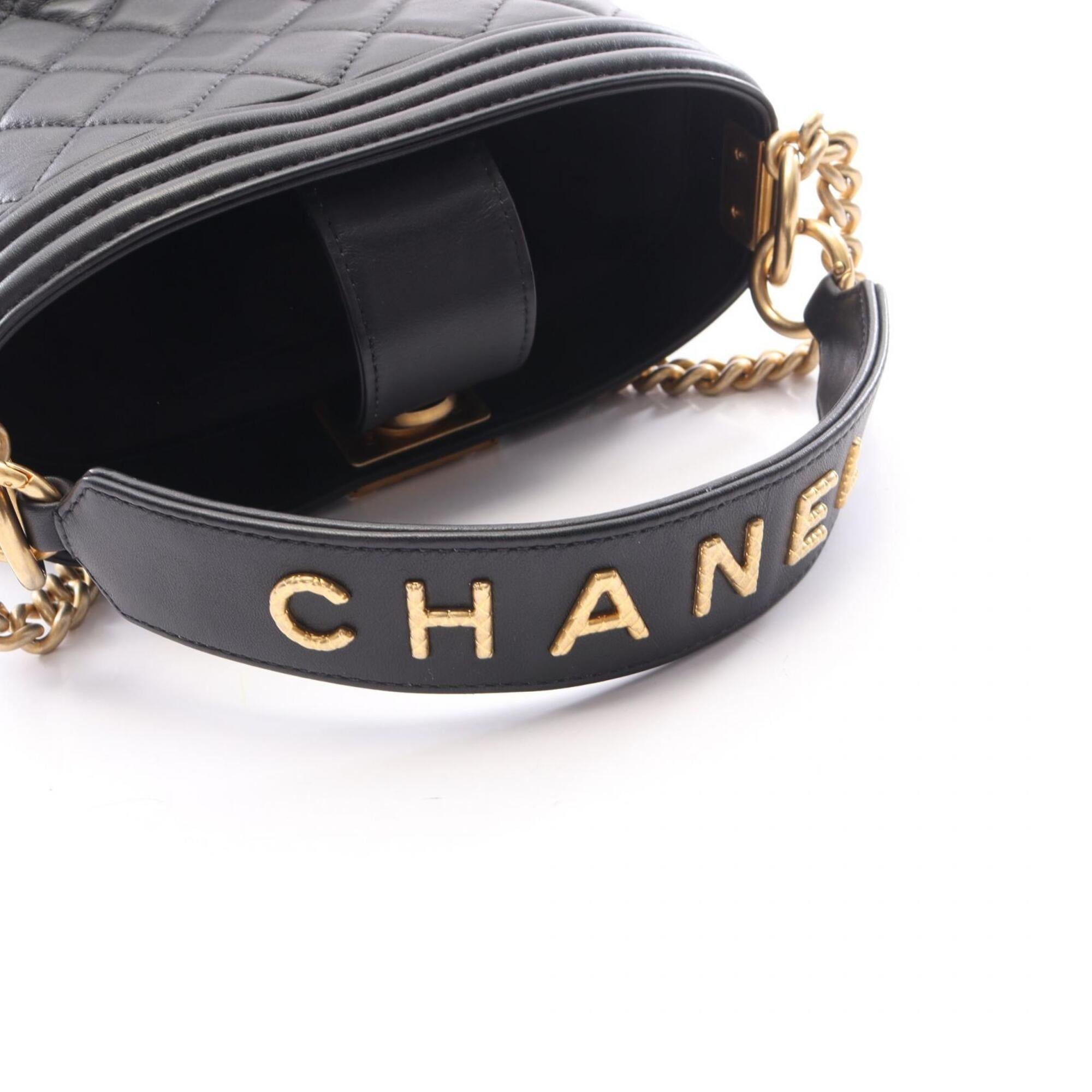 Chanel Black Leather Handbag Shoulder Bag (Pre-Owned)