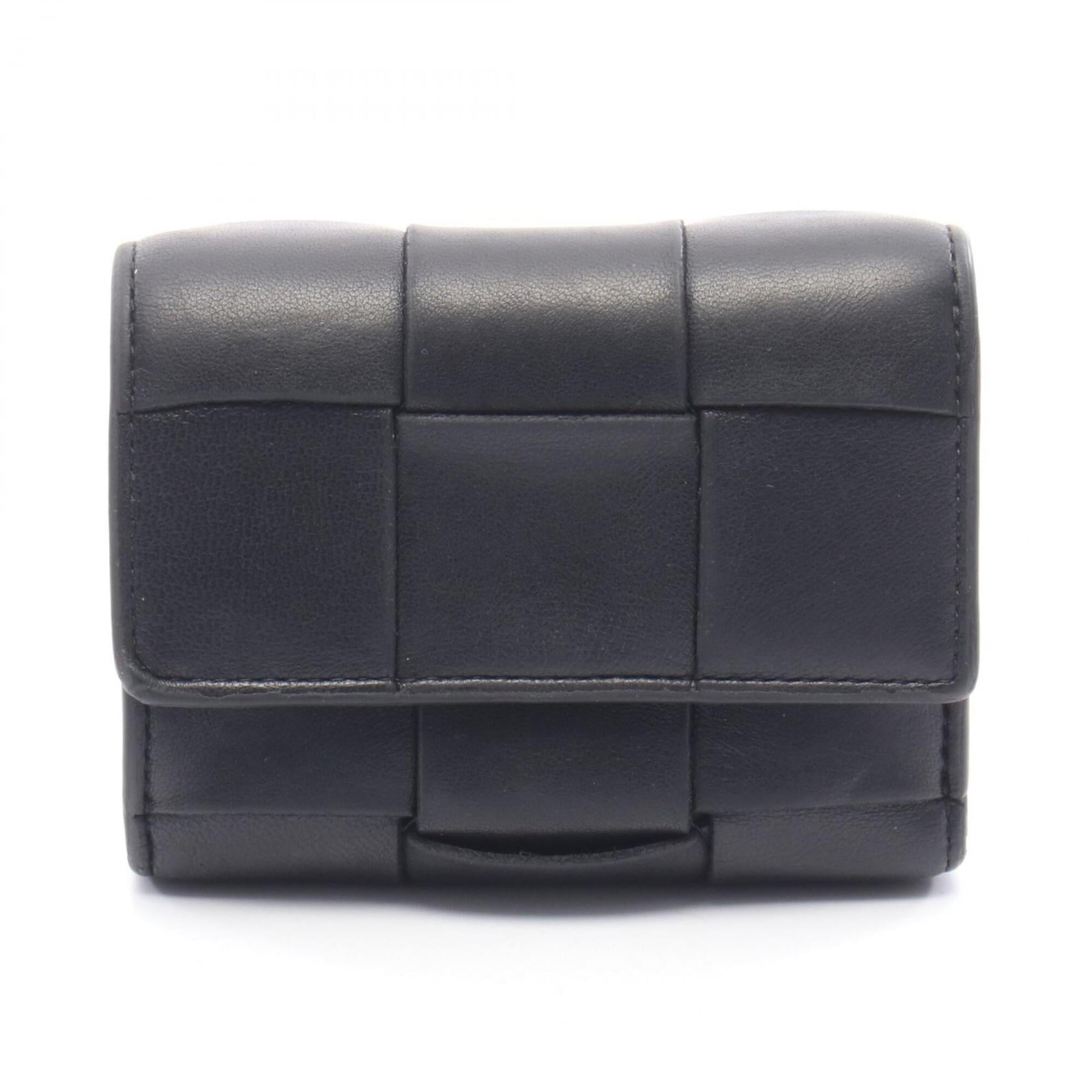 Bottega Veneta Black Intrecciato Wallet (Tri-Fold) (Pre-Owned)