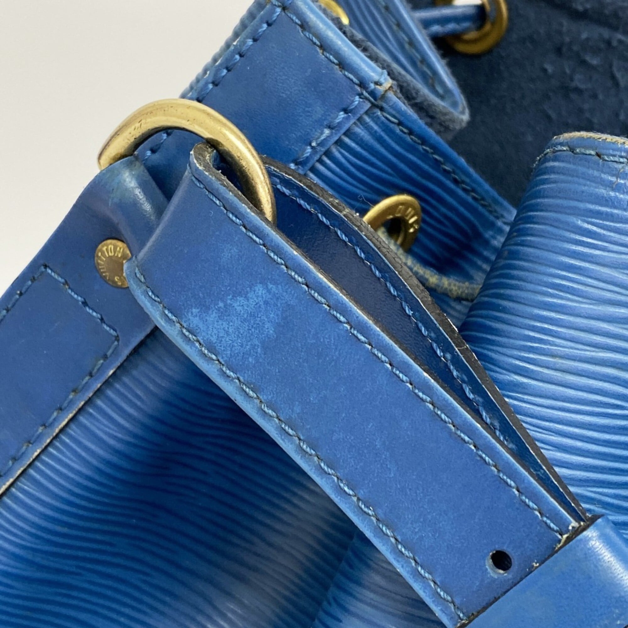 Louis Vuitton Toledo Blue Shoulder Bag (Pre-Owned)