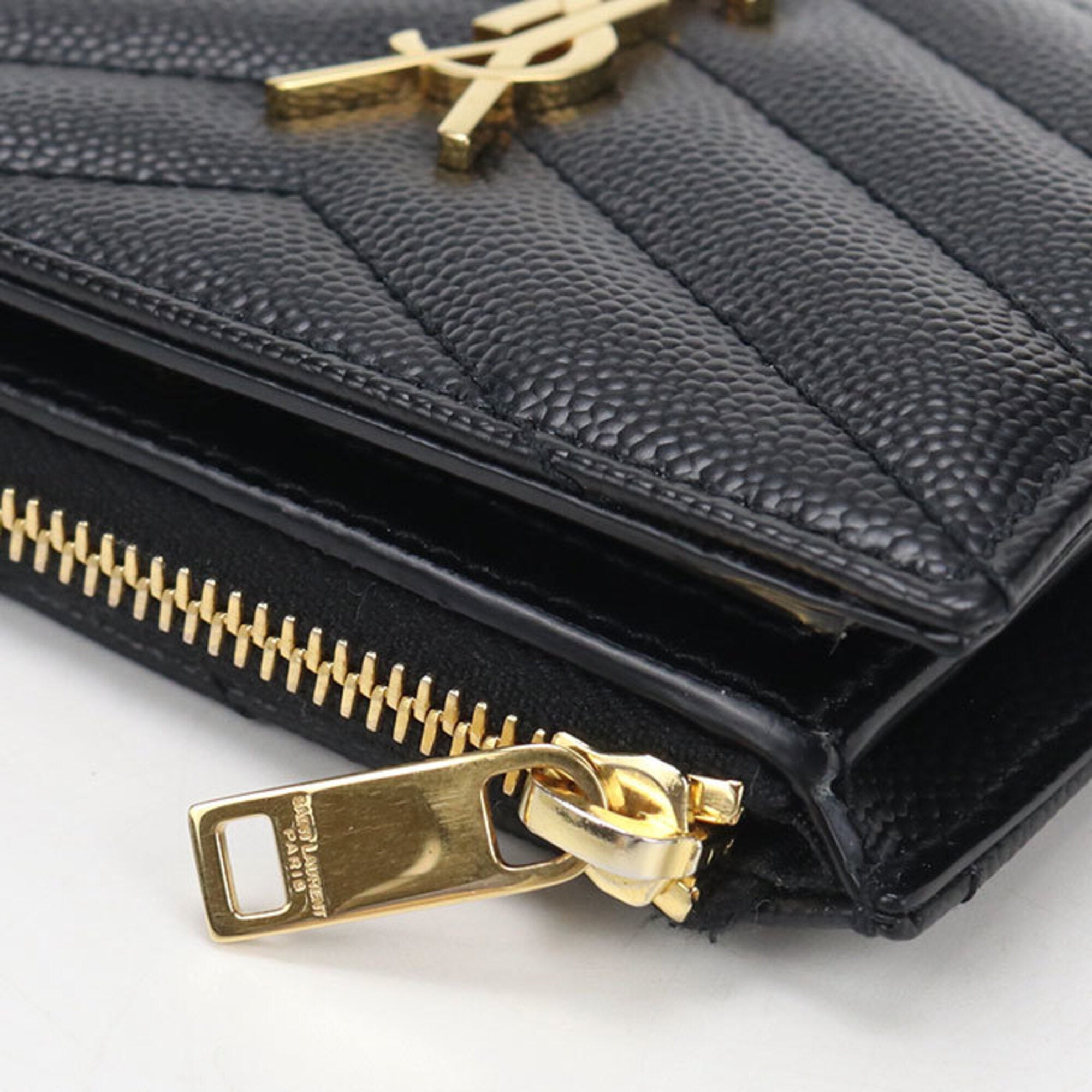 Saint Laurent Black Leather Wallet (Bi-Fold) (Pre-Owned)