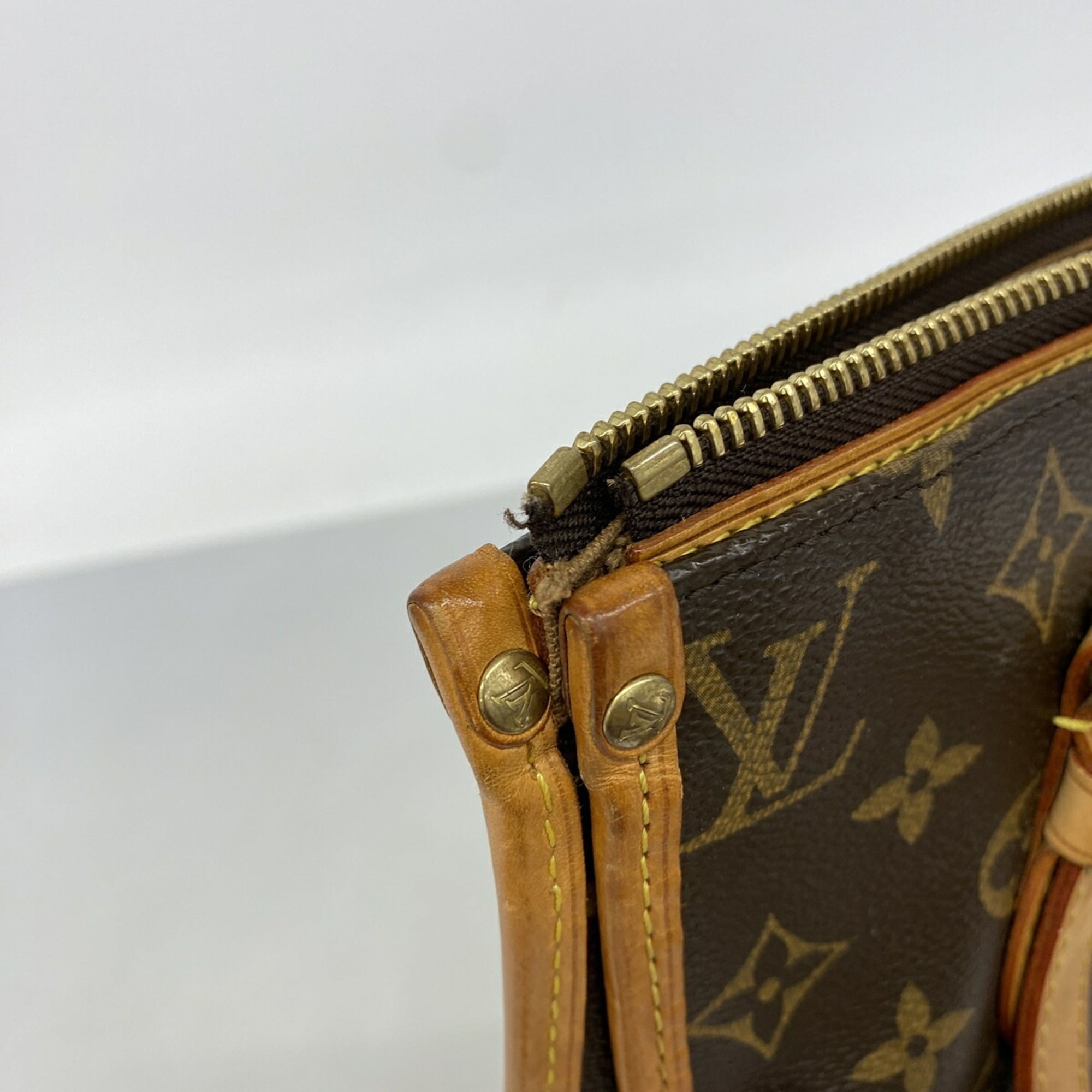 Louis Vuitton Brown Tote Bag (Pre-Owned)