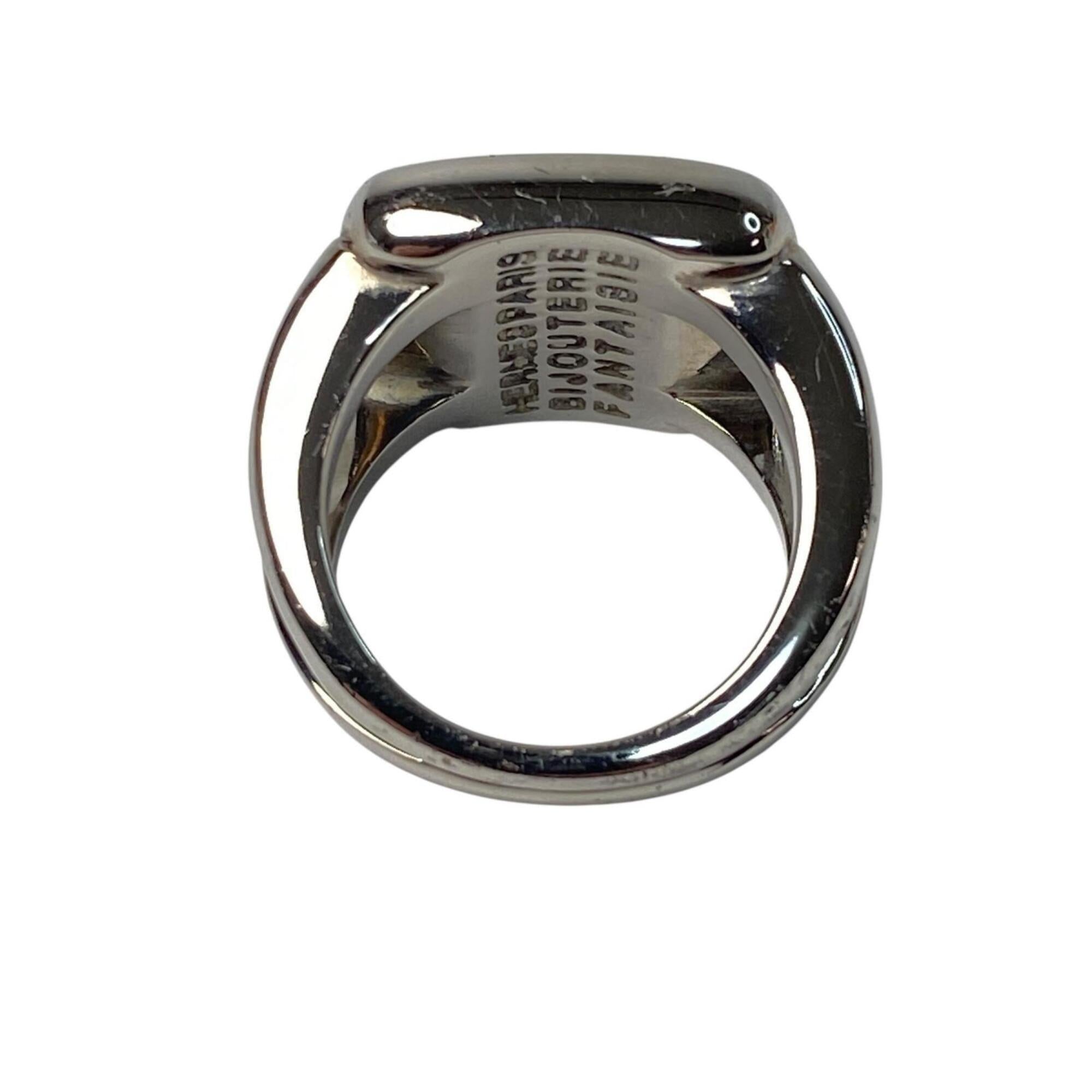 Hermes Silver Metal Shell Band Ring (Pre-Owned)