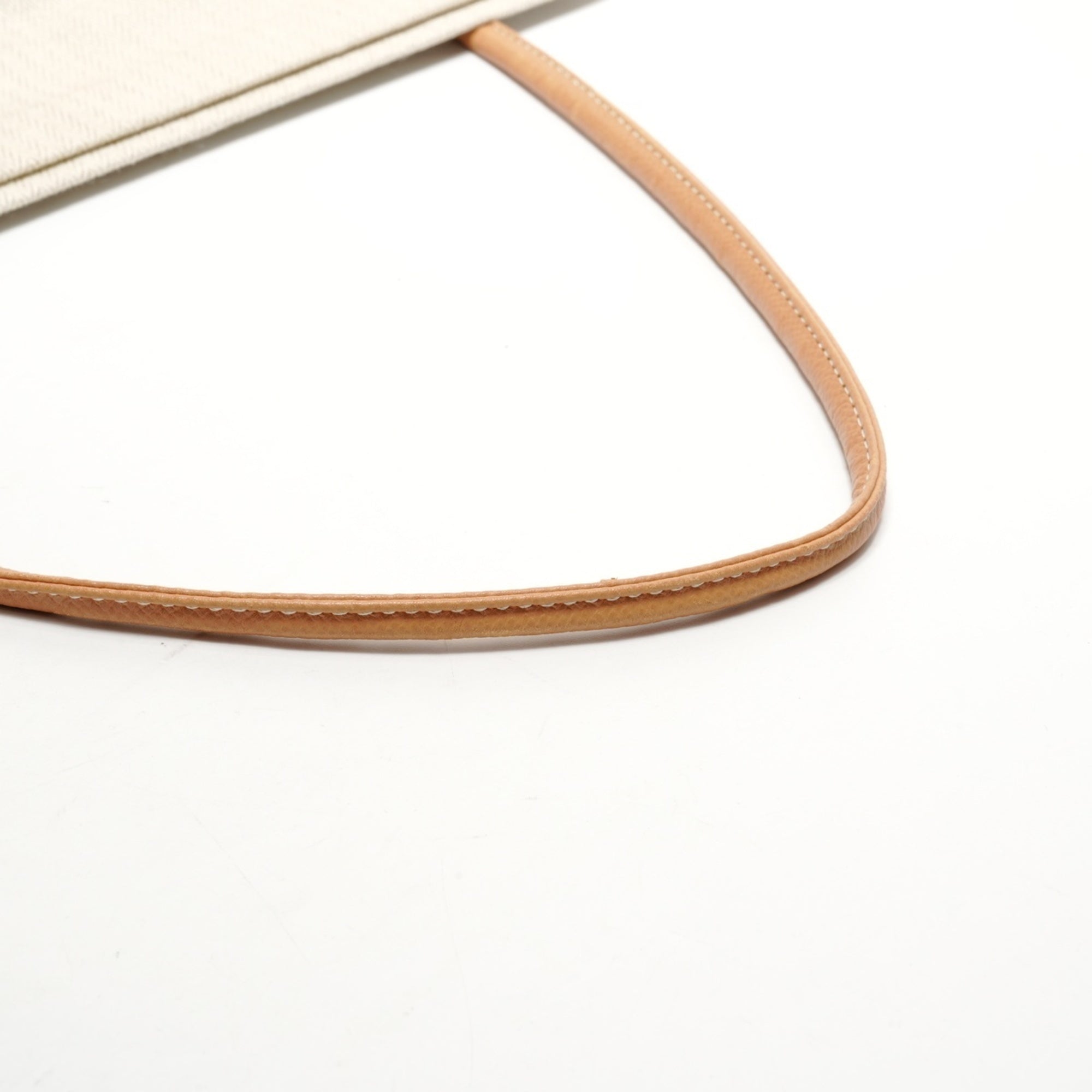 Hermes Beige Shoulder Bag (Pre-Owned)