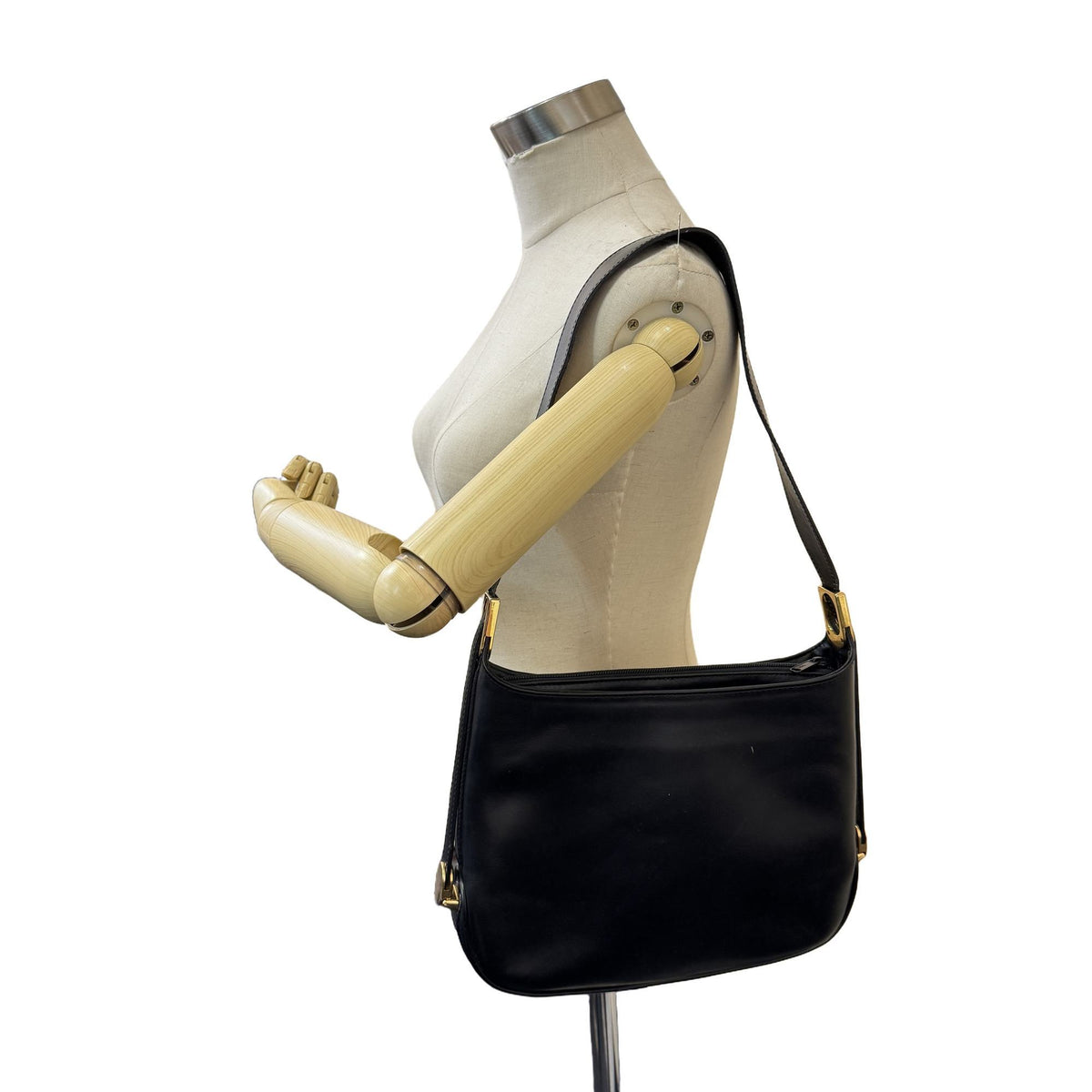 Bally Black Leather Pochette Shoulder Bag (Pre-Owned)
