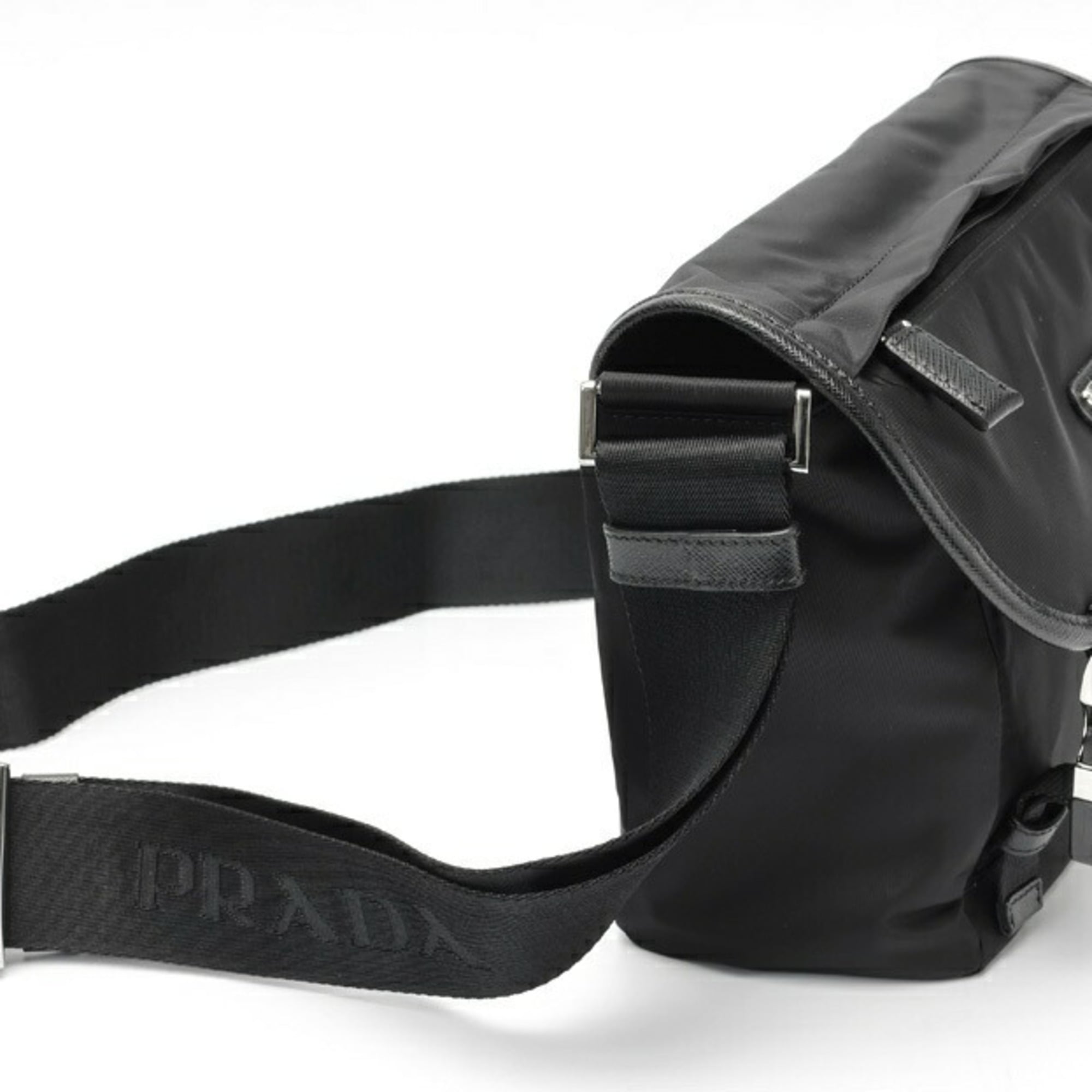 Prada Black Nylon Leather Shoulder Bag (Pre-Owned)