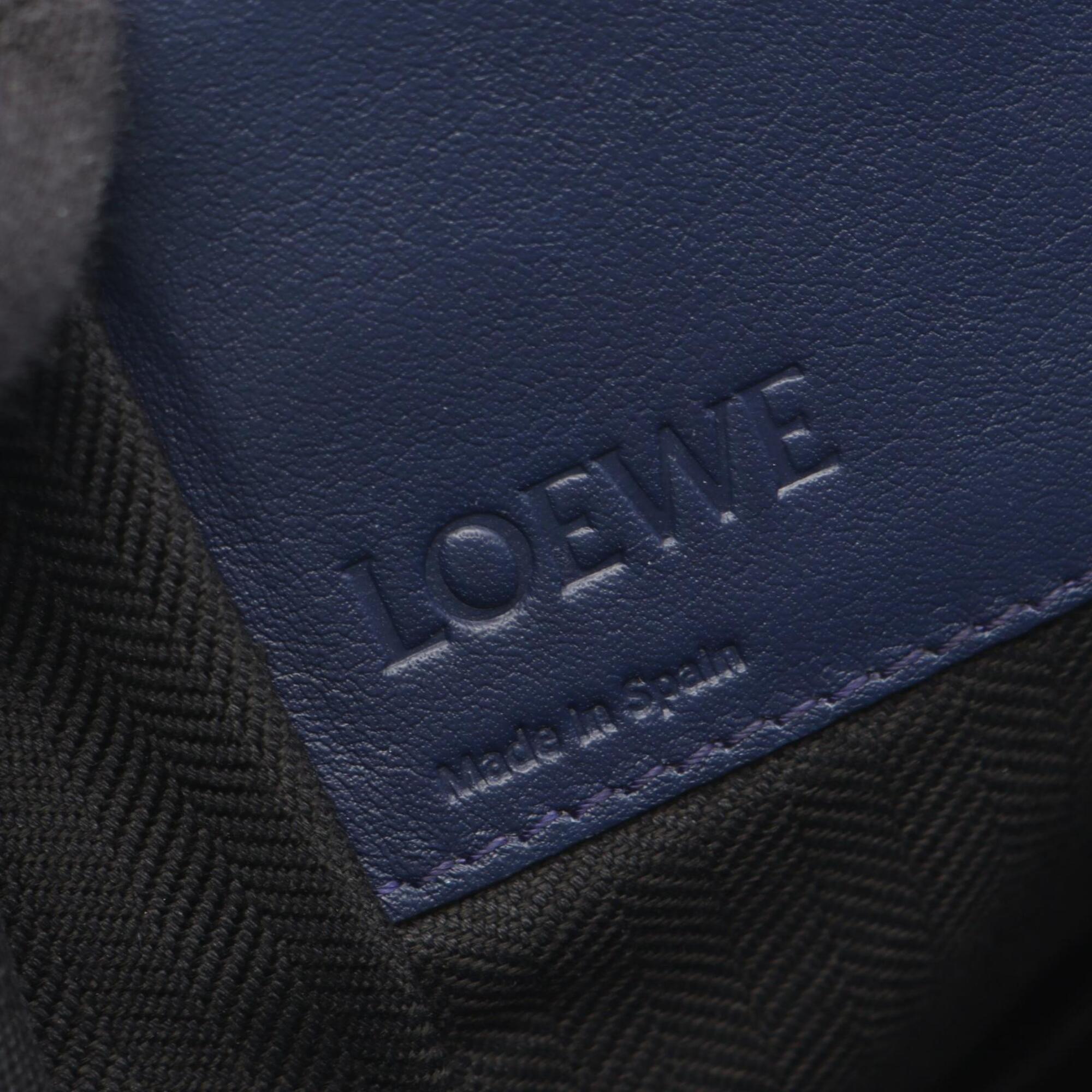 Loewe Navy Leather Handbag (Pre-Owned)
