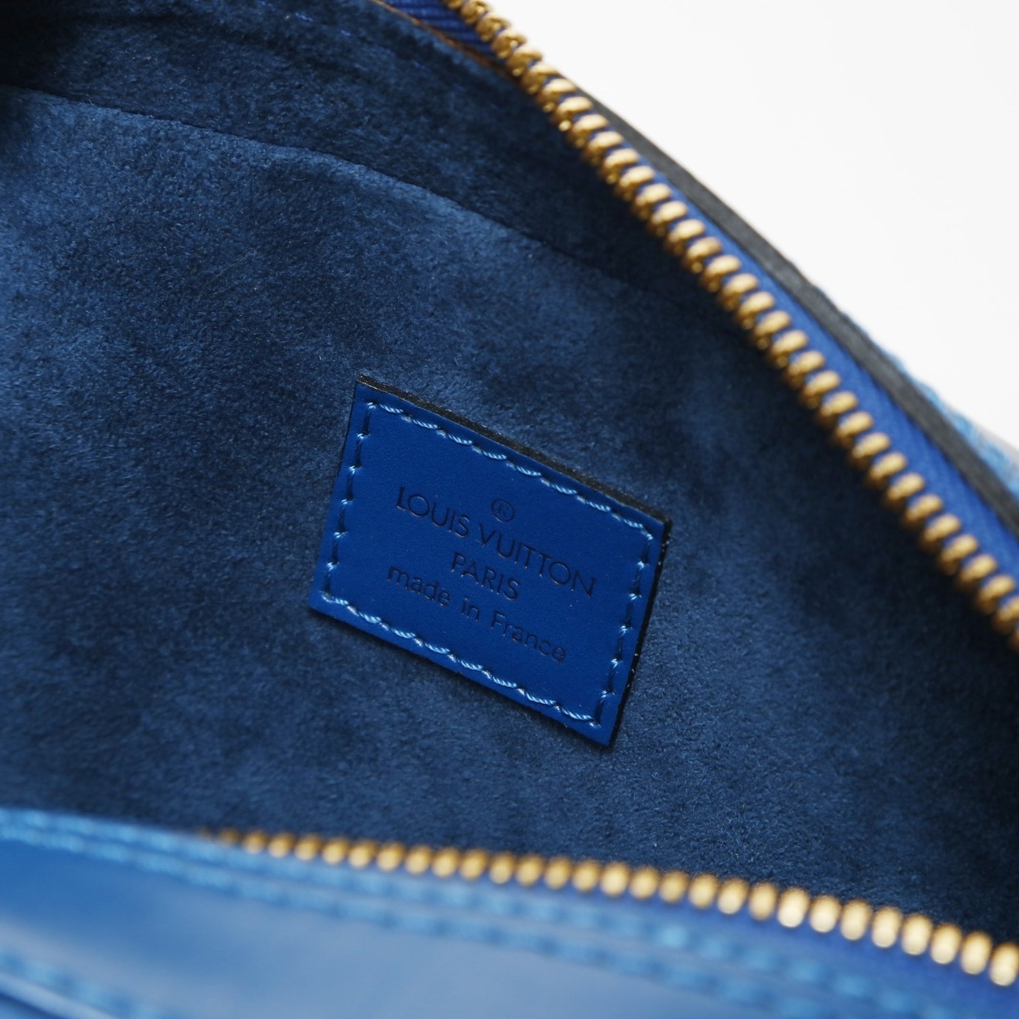 Louis Vuitton Epi Blue Epi Leather Handbag (Pre-Owned)