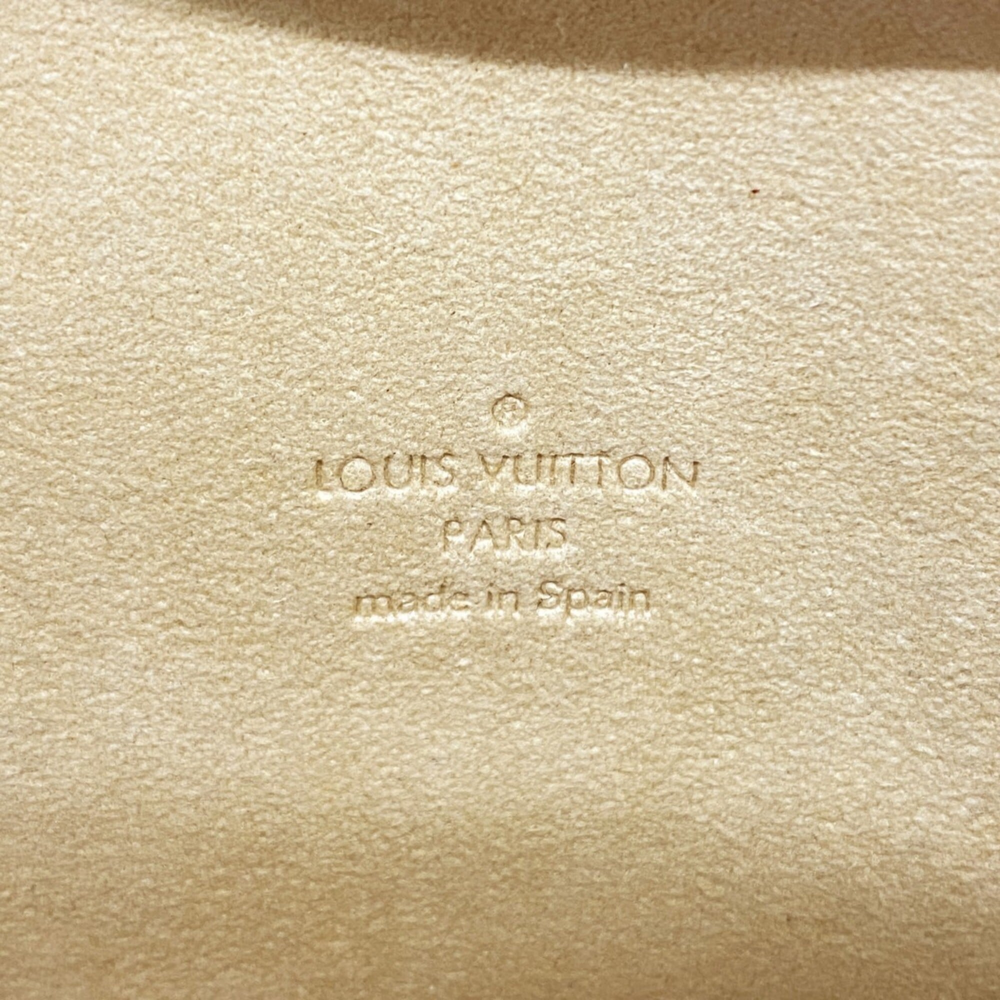 Louis Vuitton Brown Shoulder Bag (Pre-Owned)