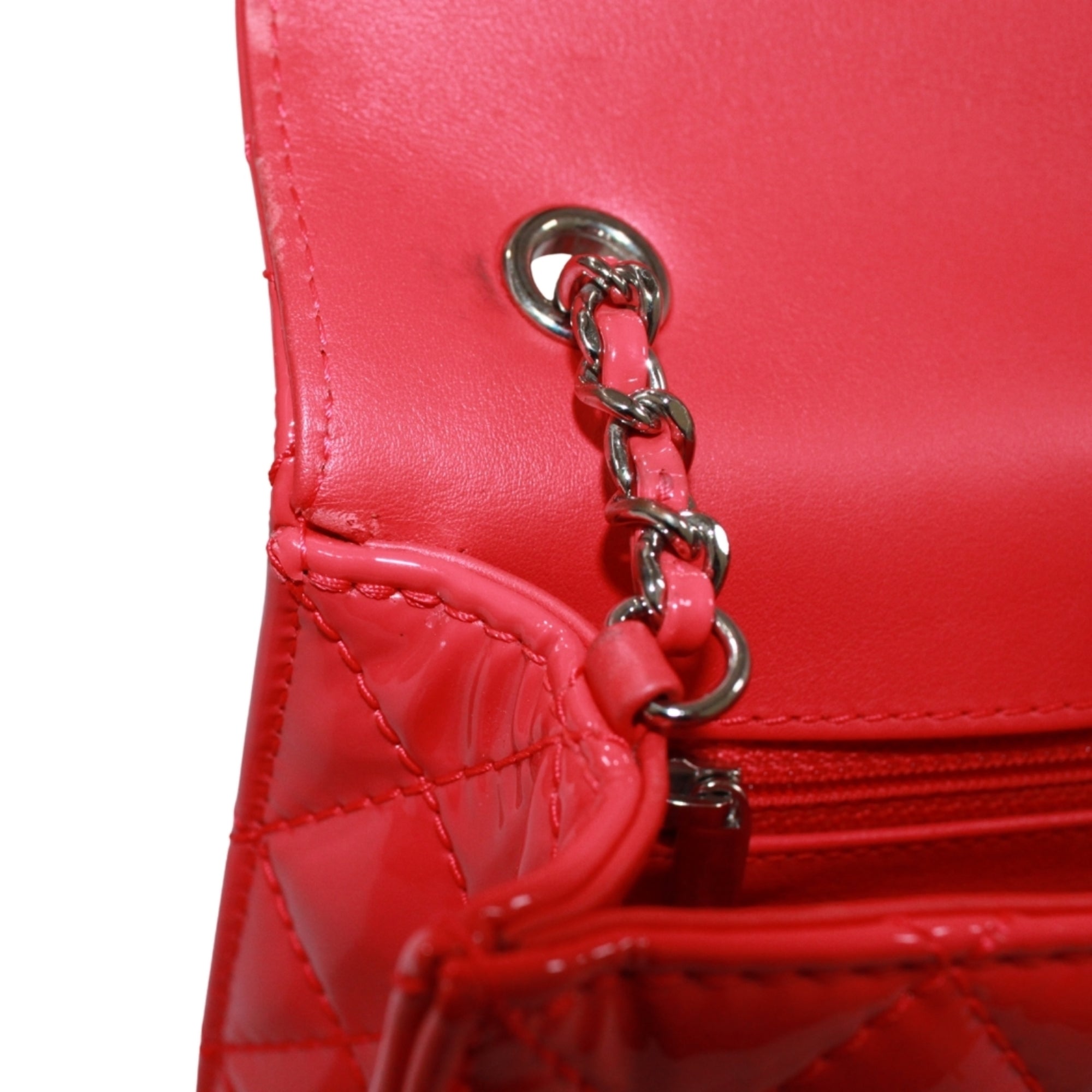 Chanel Pink Patent Leather Shoulder Bag (Pre-Owned)