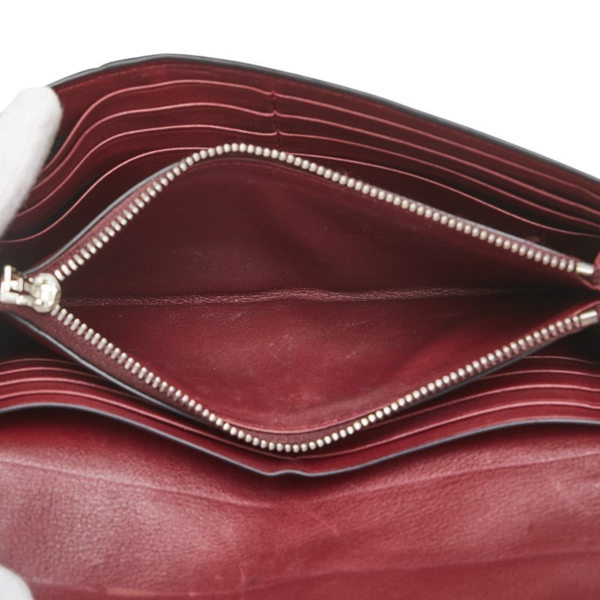 Loewe Red Color White Leather Coin Purse/Coin Case (Pre-Owned)