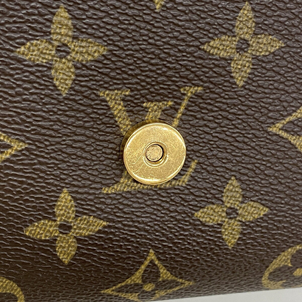 Louis Vuitton Brown Shoulder Bag (Pre-Owned)