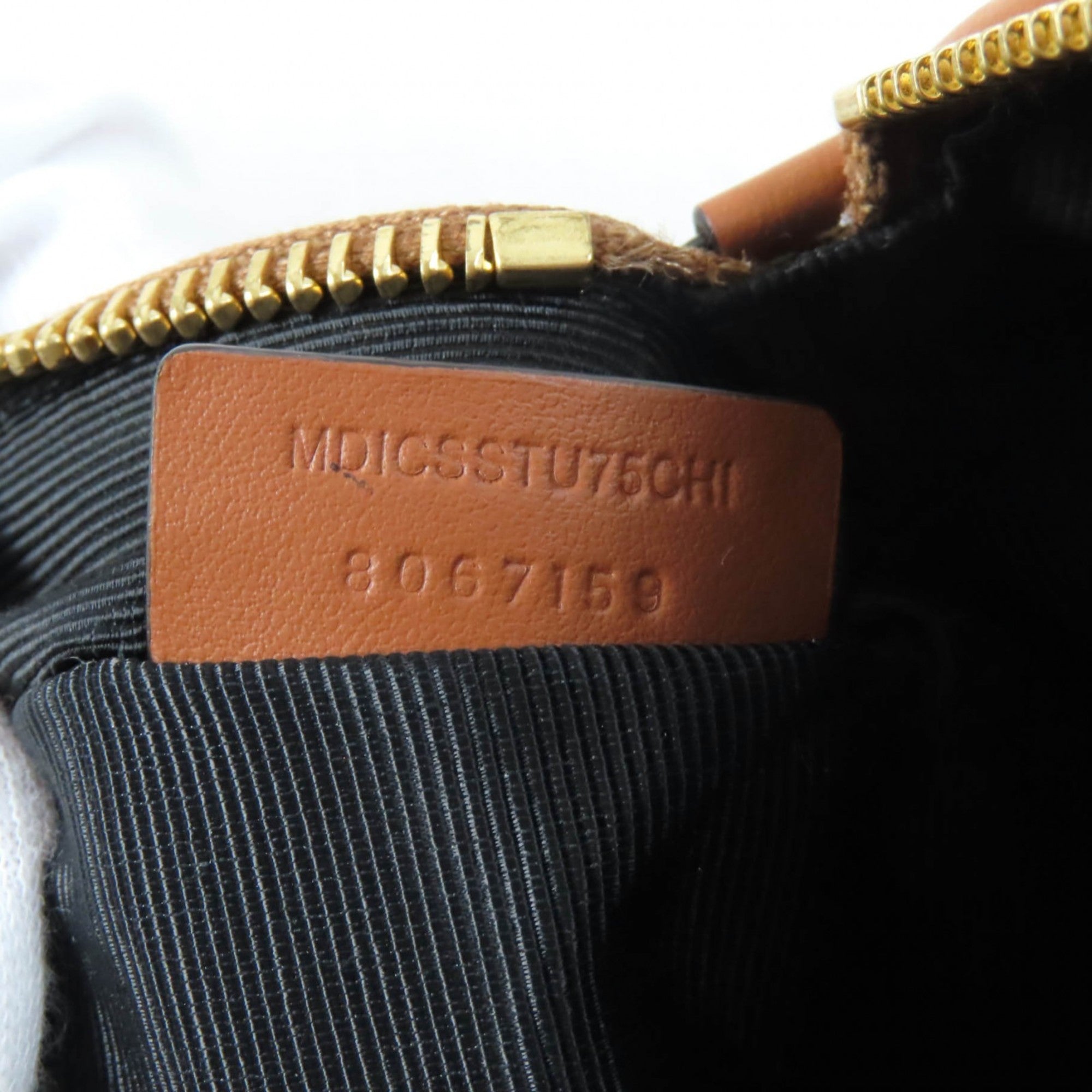 Burberry Beige Pouch (Pre-Owned)