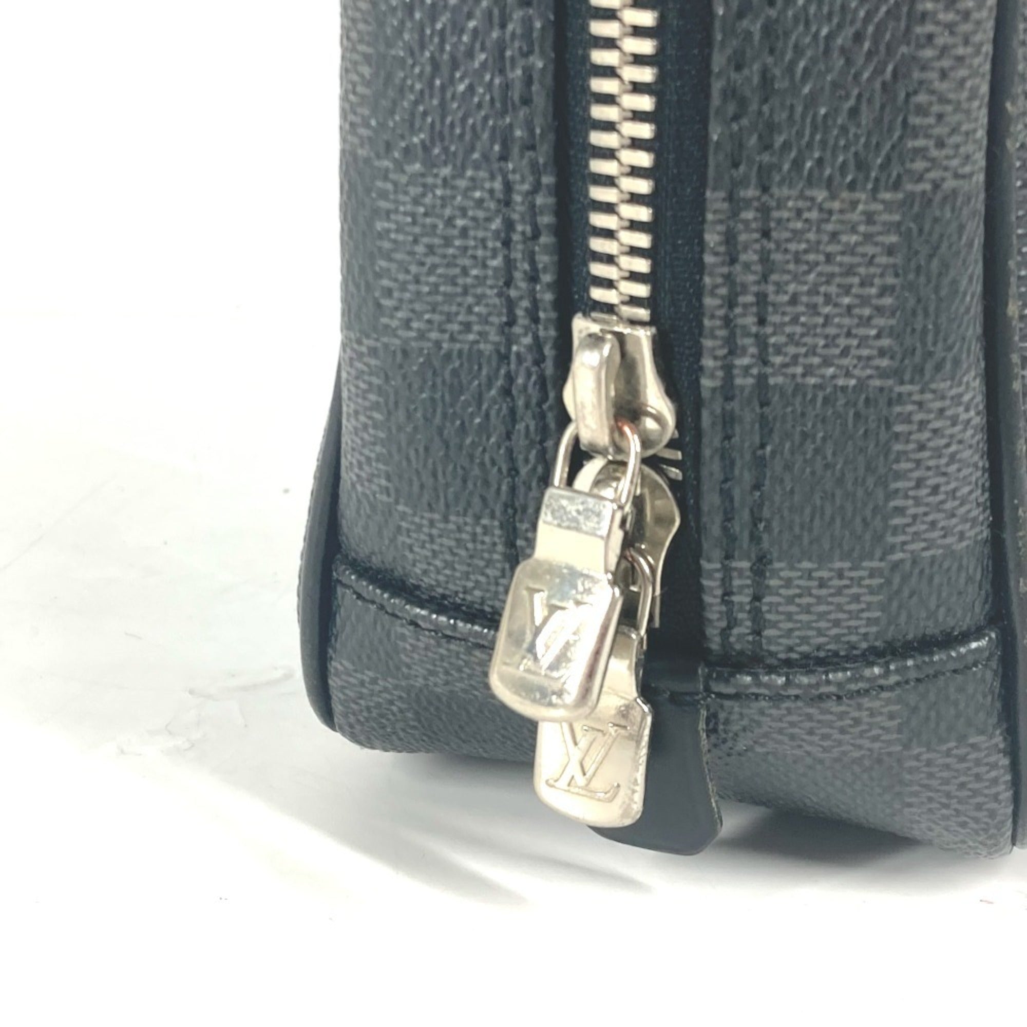 Louis Vuitton Damier Graphite Black Damier Graphite Pouch (Pre-Owned)