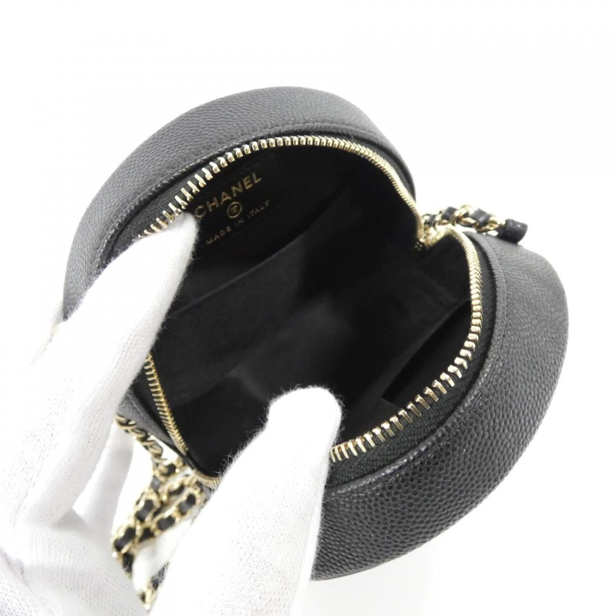 Chanel Black Grained Calfskin Shoulder Bag (Pre-Owned)