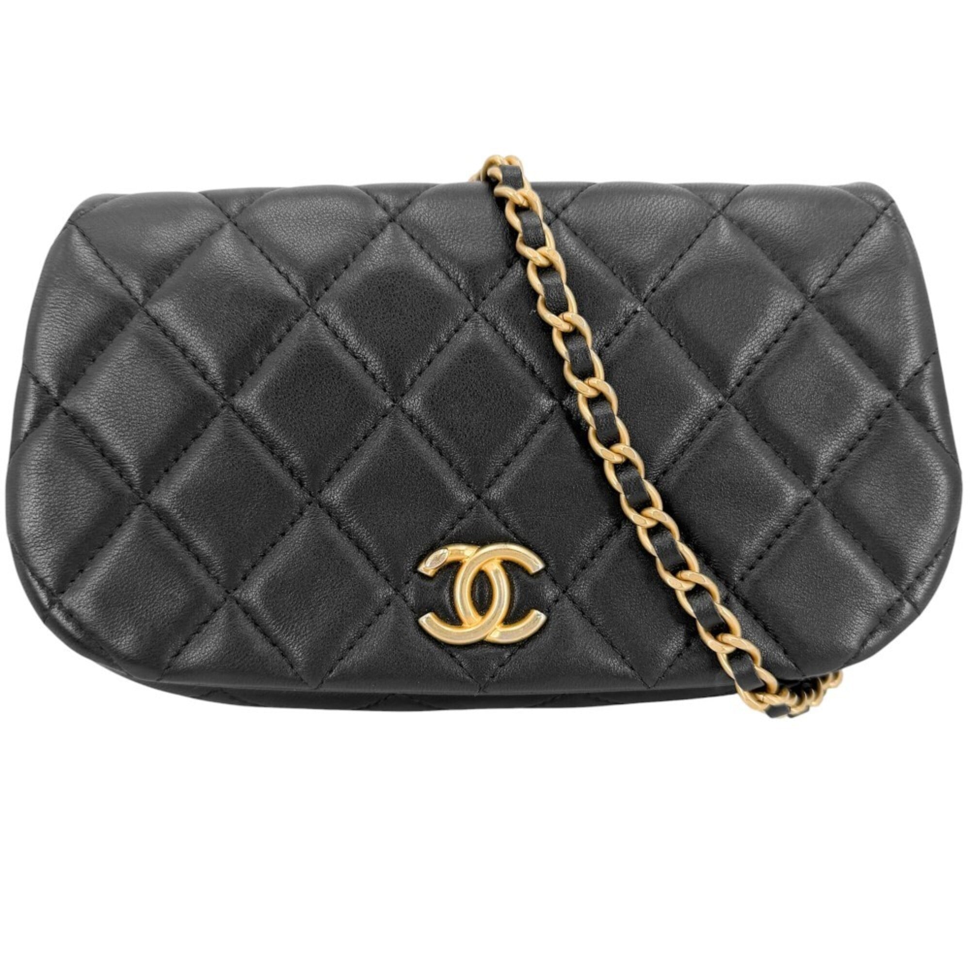 Chanel Matelasse Black Leather Pochette Shoulder Bag (Pre-Owned)
