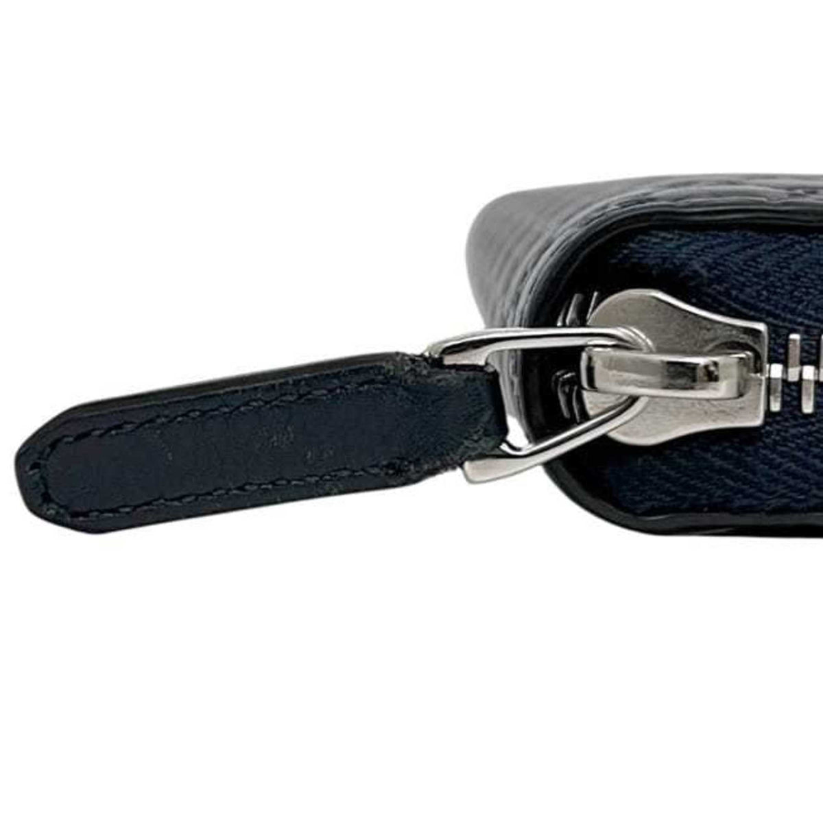 Gucci Navy Leather Long Wallet (Bi-Fold) (Pre-Owned)