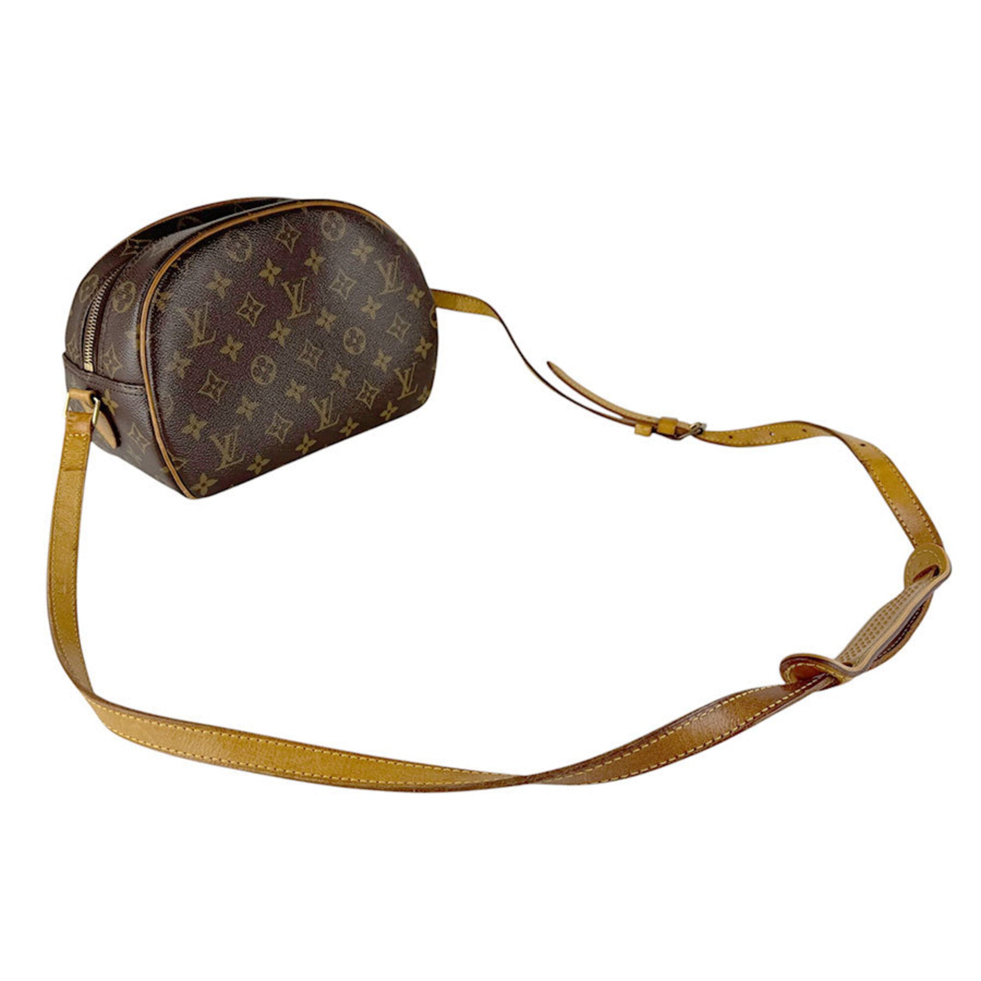 Louis Vuitton Brown Monogram Monogram Shoulder Bag (Pre-Owned)