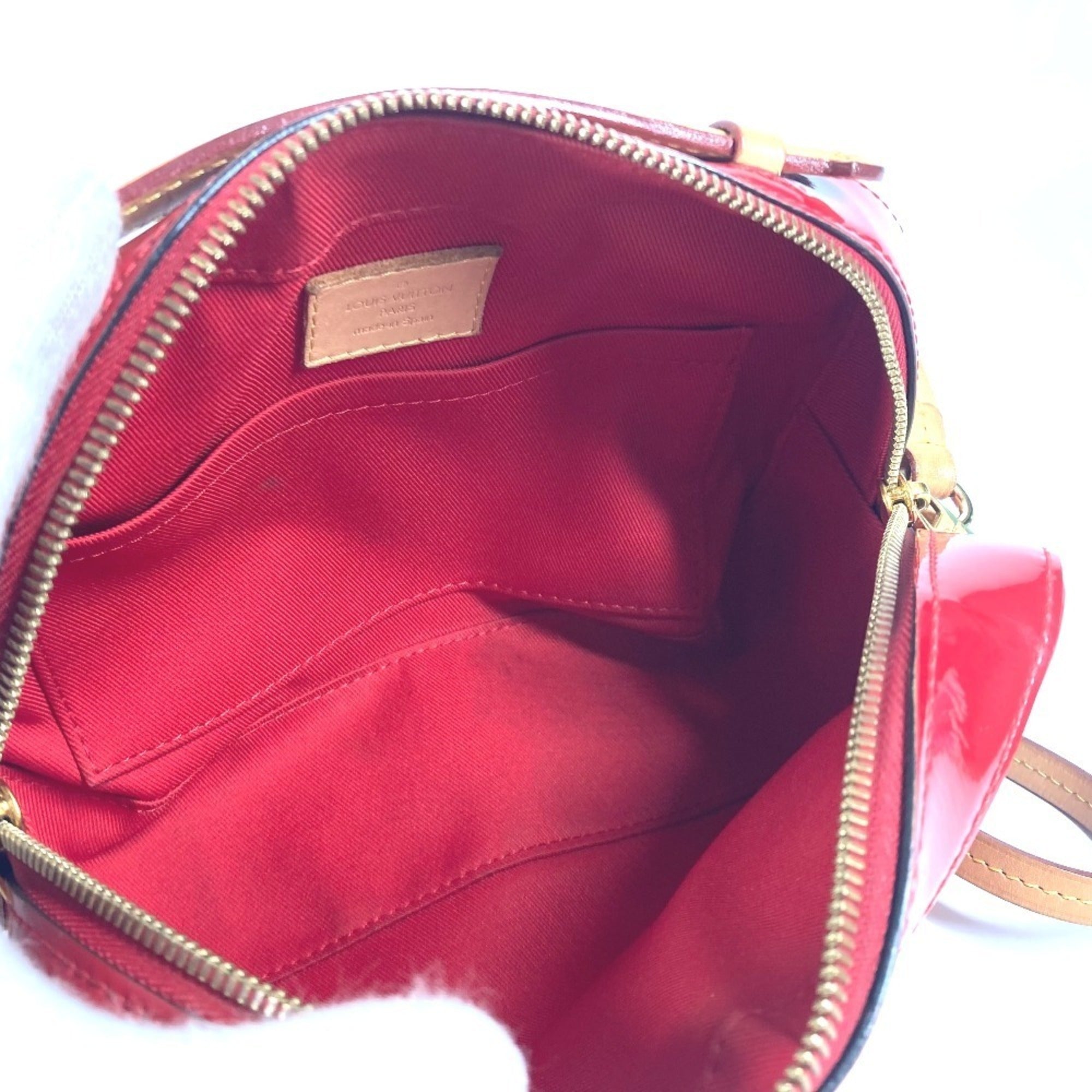 Louis Vuitton Monogram Vernis Cerise Red Color Monogram Vernis Handbag Shoulder Bag (Pre-Owned)