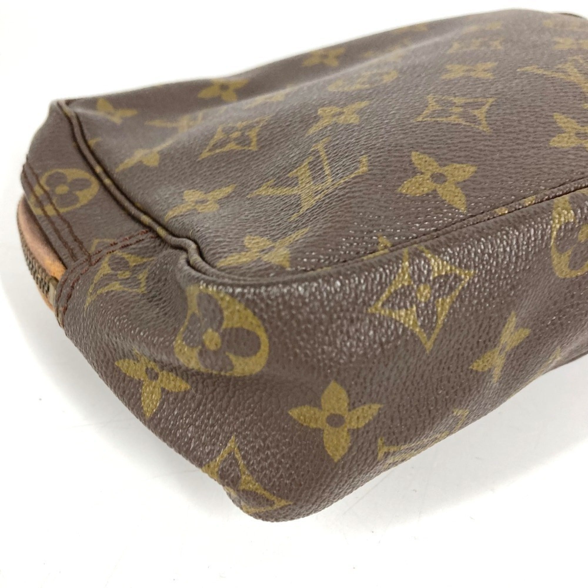 Louis Vuitton Brown Monogram Pouch (Pre-Owned)