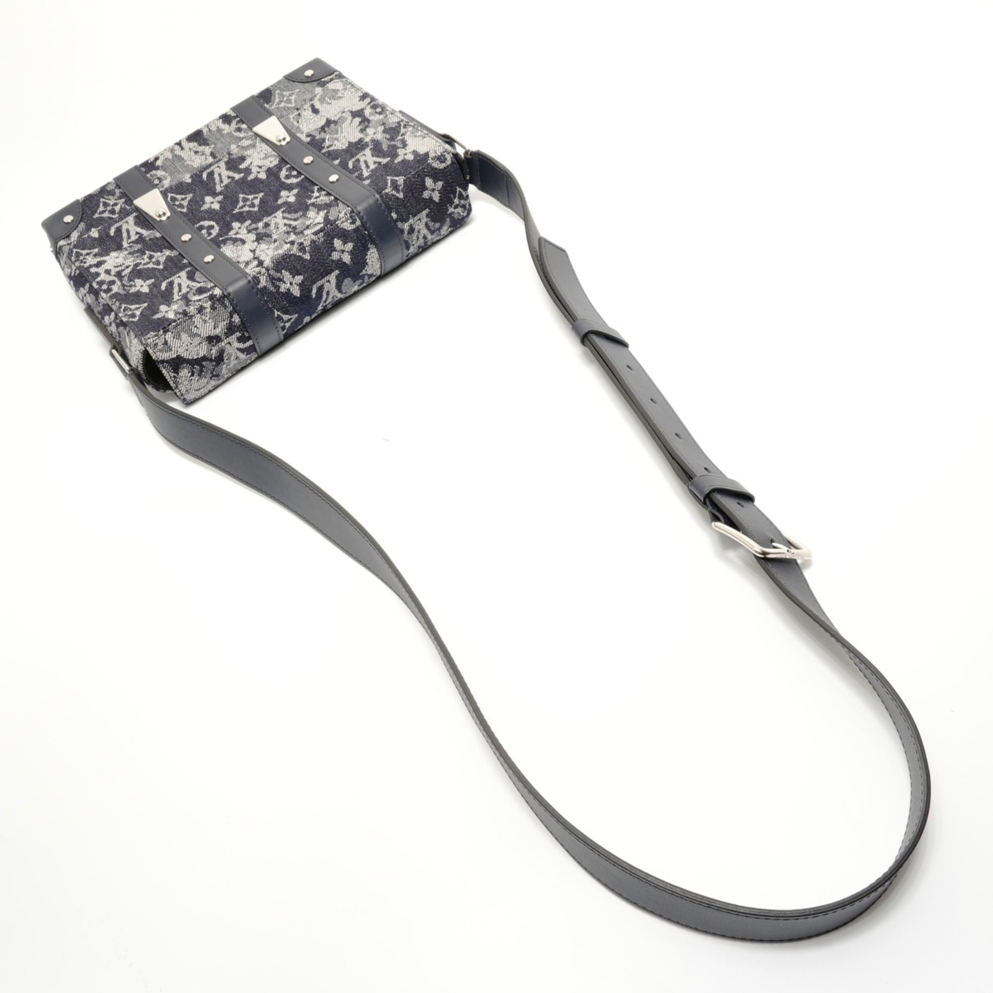 Louis Vuitton Navy Monogram Shoulder Bag (Pre-Owned)