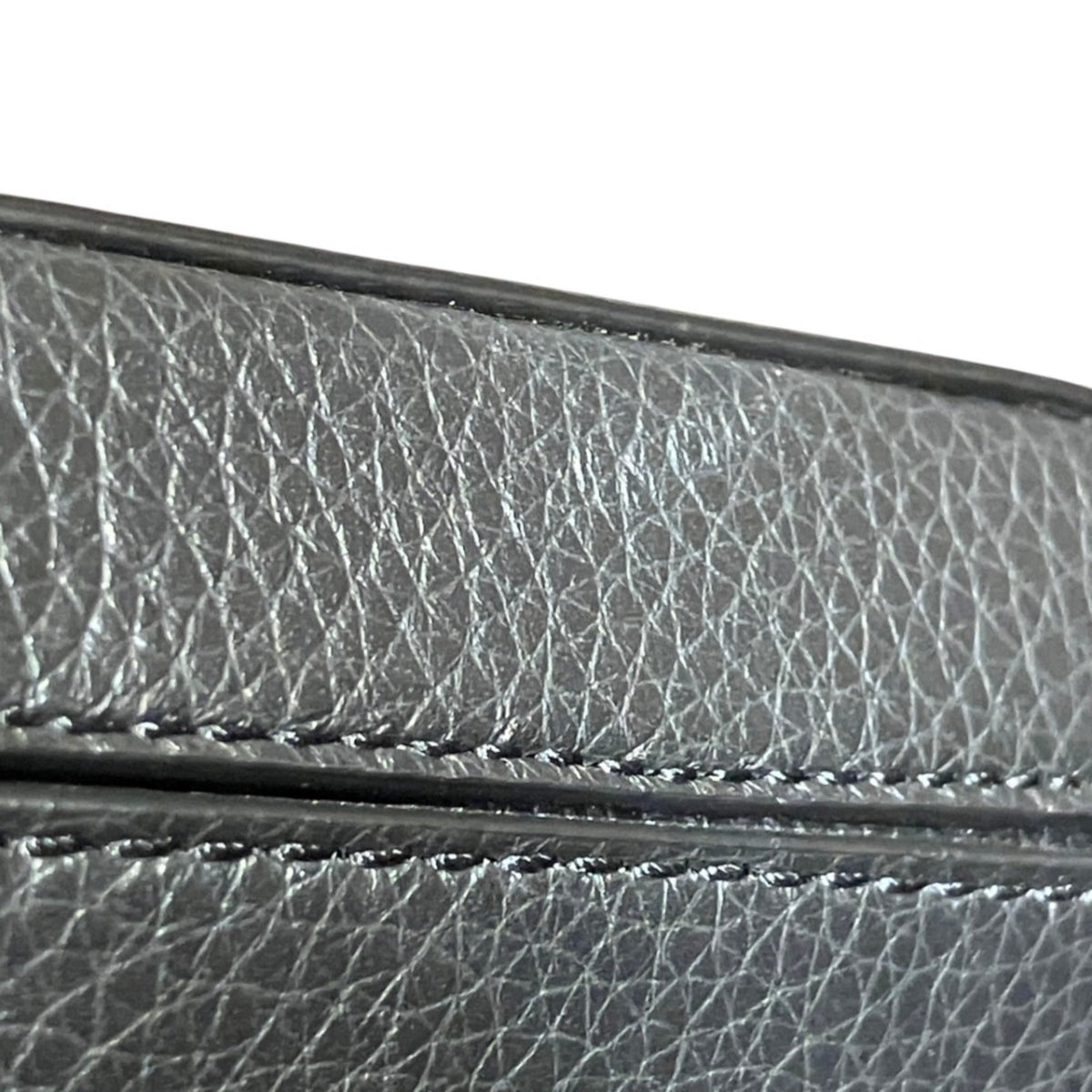 Christian Louboutin Black Leather Shoulder Bag (Pre-Owned)