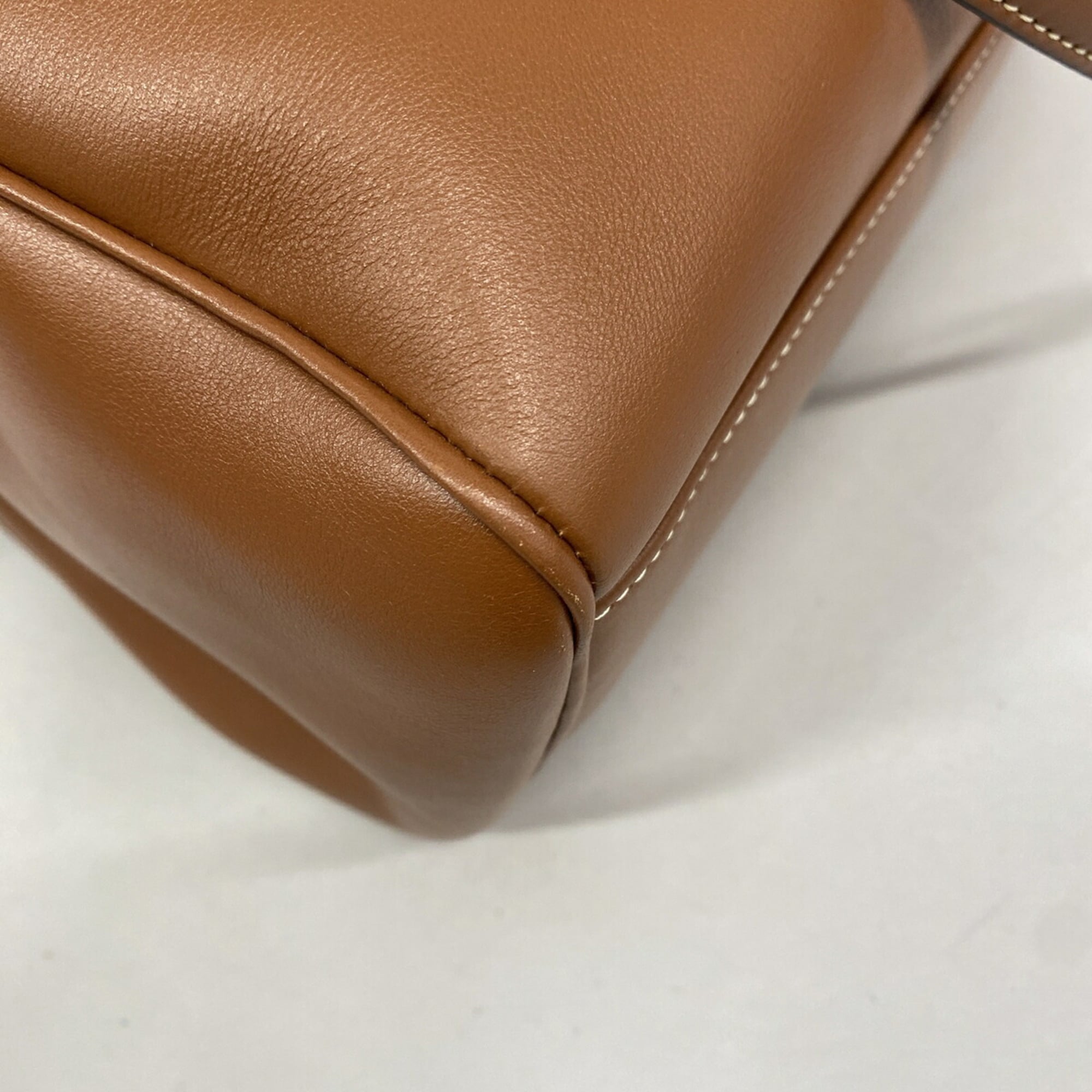 Celine Brown Leather Shoulder Bag (Pre-Owned)
