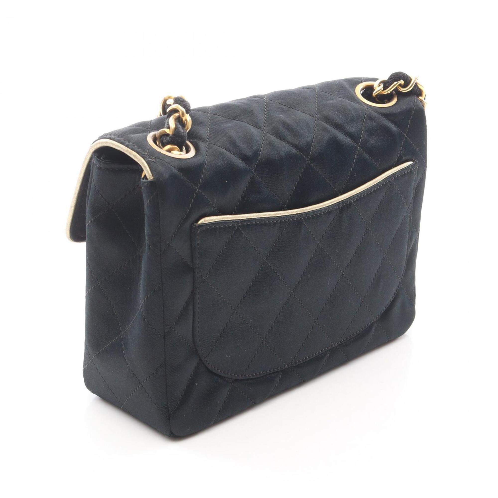 Chanel Black Fabric Leather Handbag Shoulder Bag (Pre-Owned)