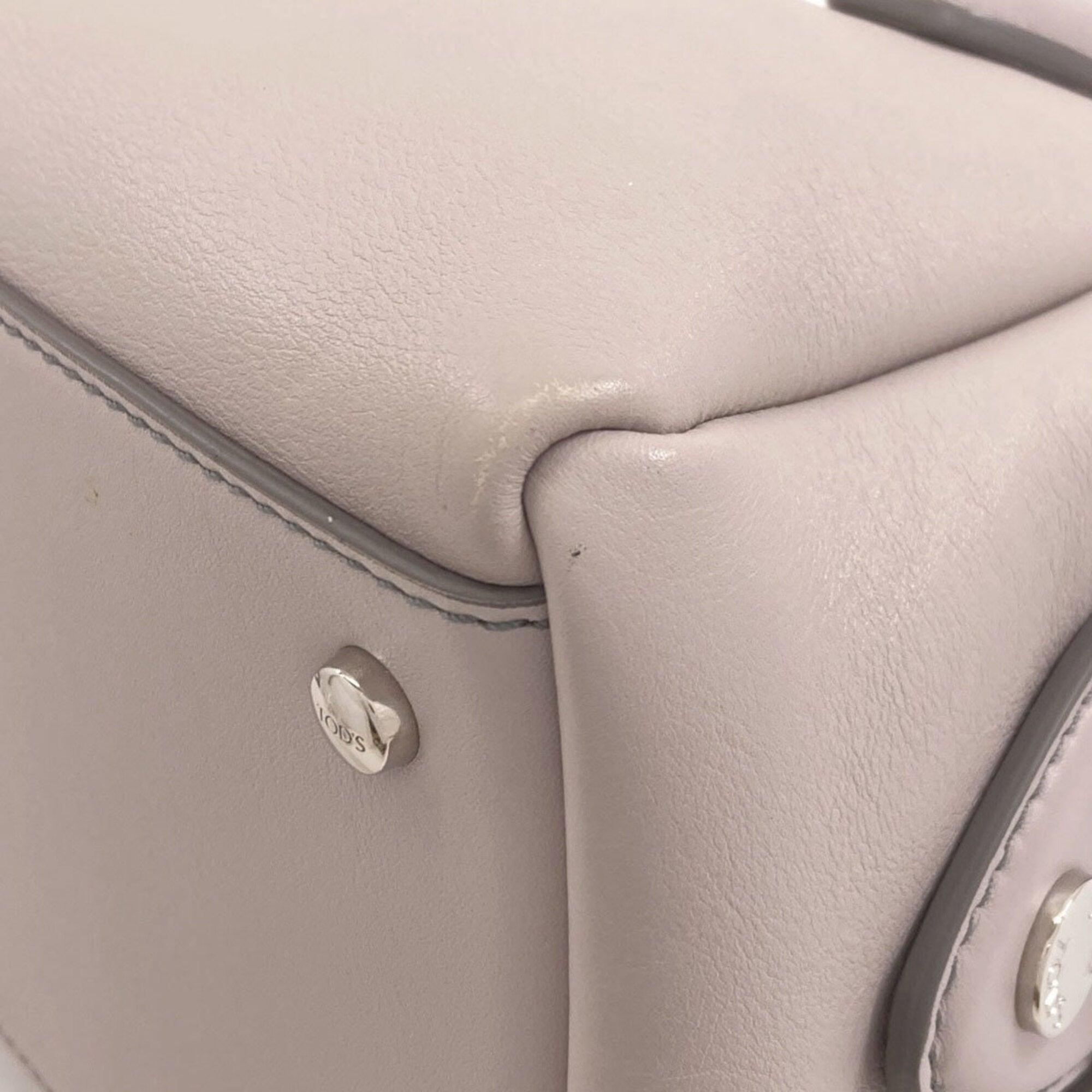 Tod's Gray Leather Handbag (Pre-Owned)