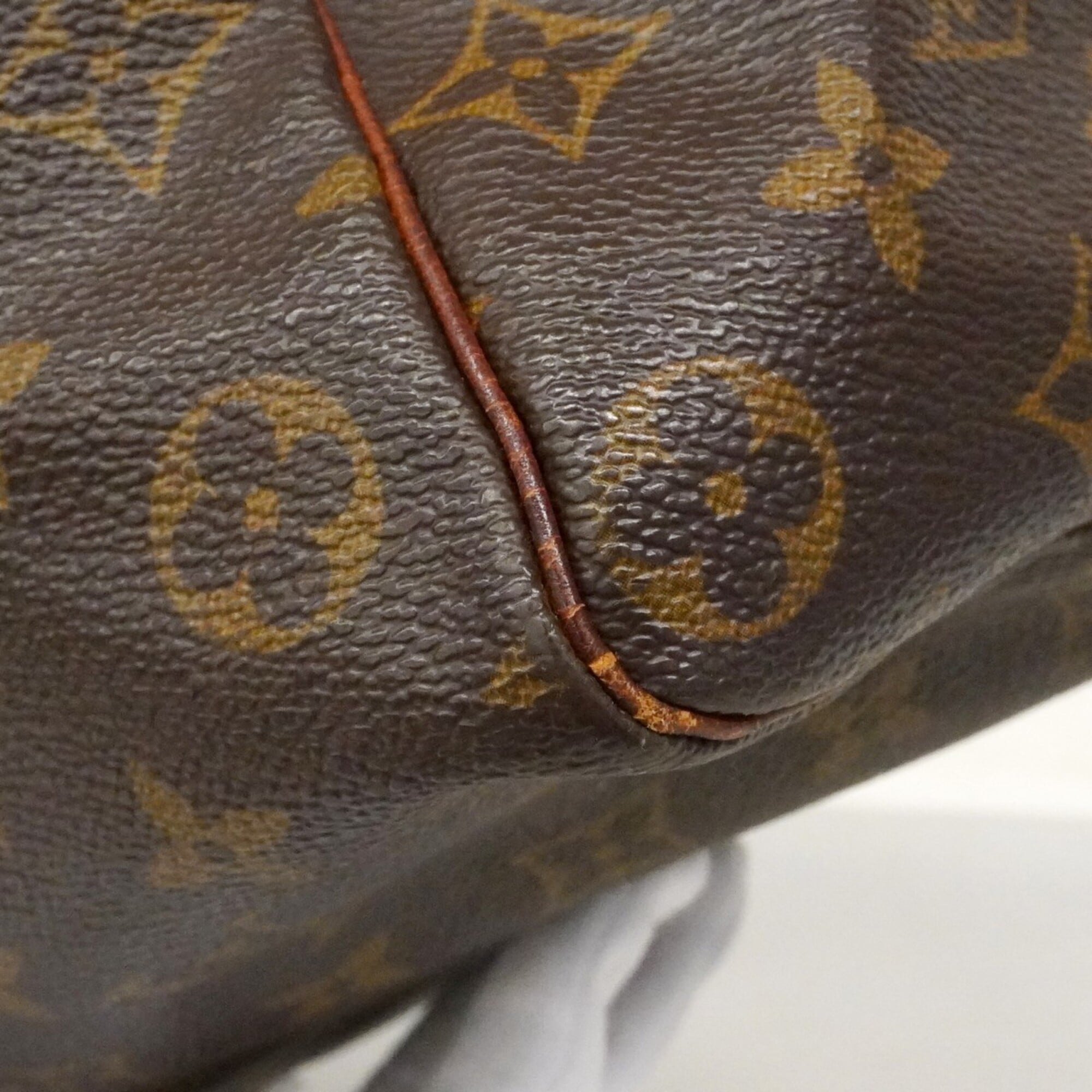 Louis Vuitton Brown Handbag (Pre-Owned)