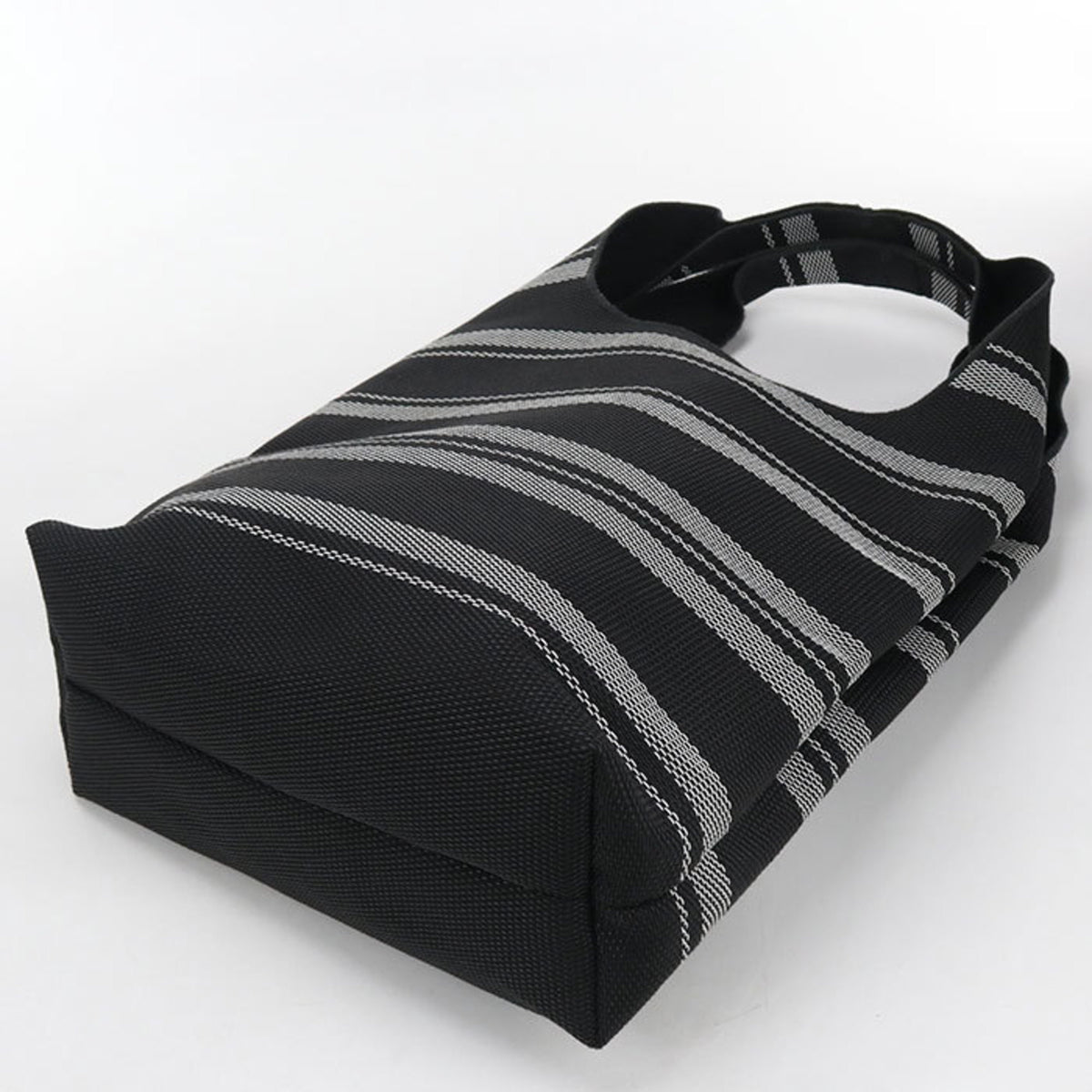 Salvatore Ferragamo Black Jacquard Tote Bag (Pre-Owned)