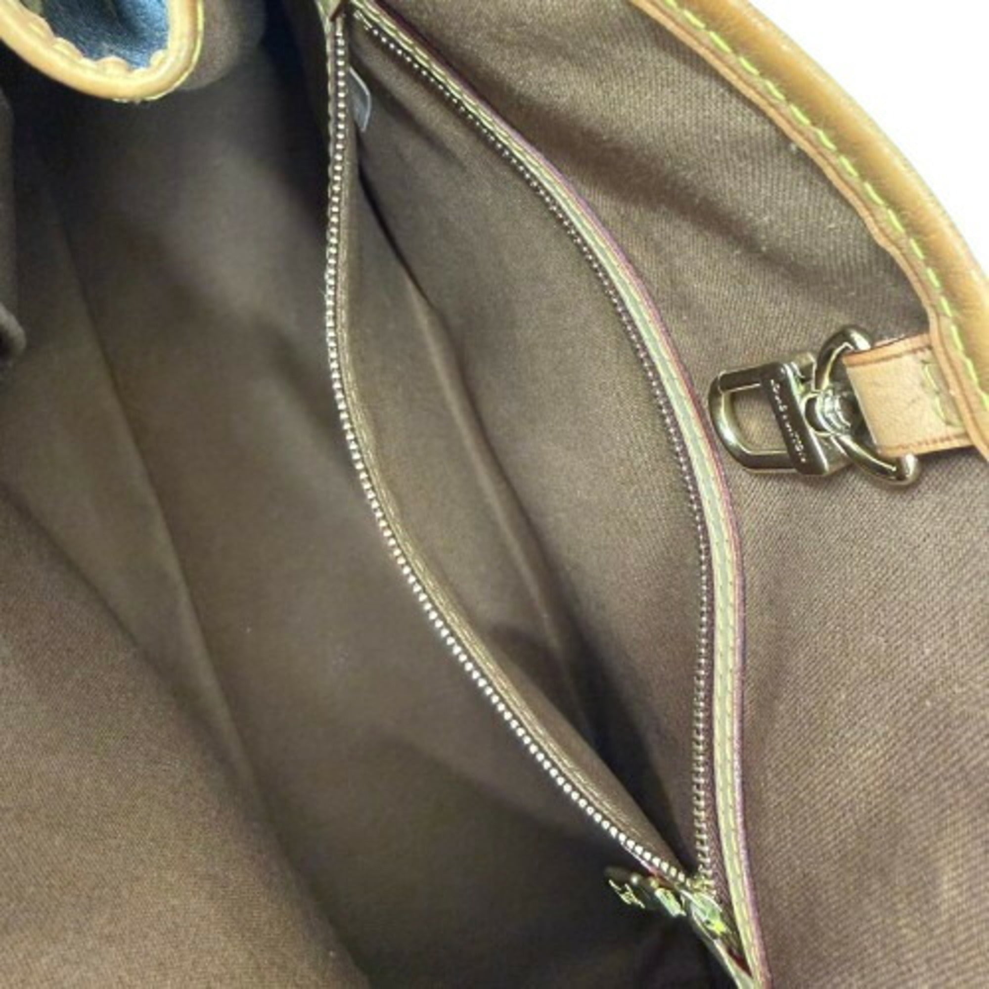 Louis Vuitton Monogram Brown Coated Canvas Shoulder Bag (Pre-Owned)