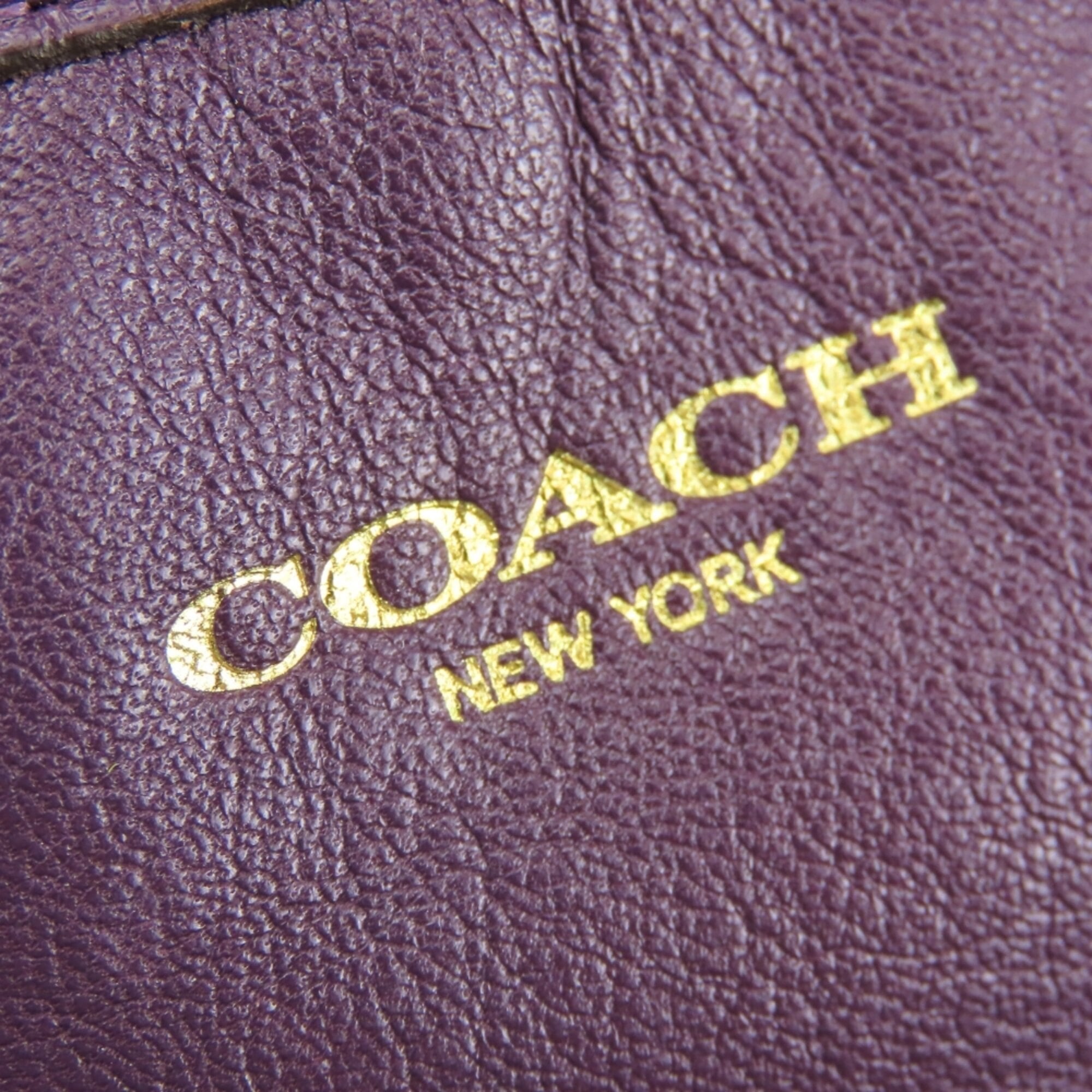 Coach Dark Purple Leather Shoulder Bag (Pre-Owned)