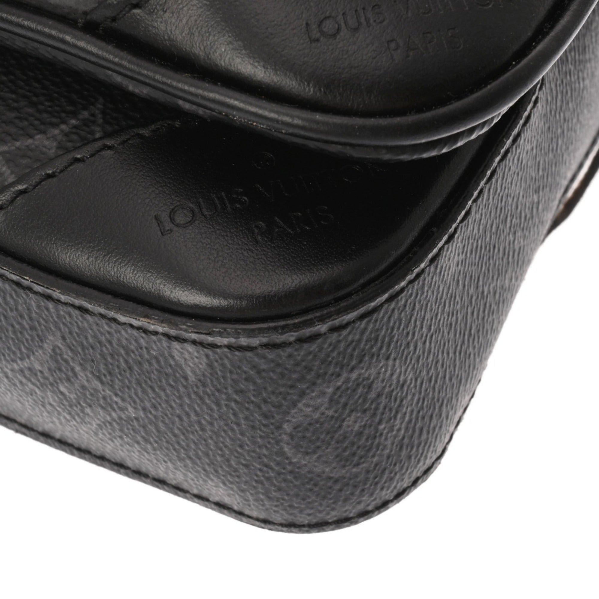 Louis Vuitton Black Gray Monogram Eclipse Shoulder Bag (Pre-Owned)