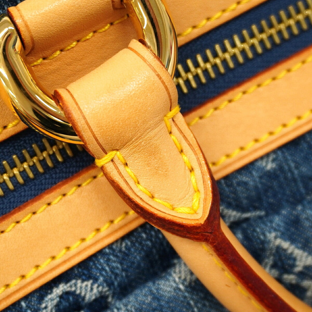 Louis Vuitton Blue Handbag (Pre-Owned)