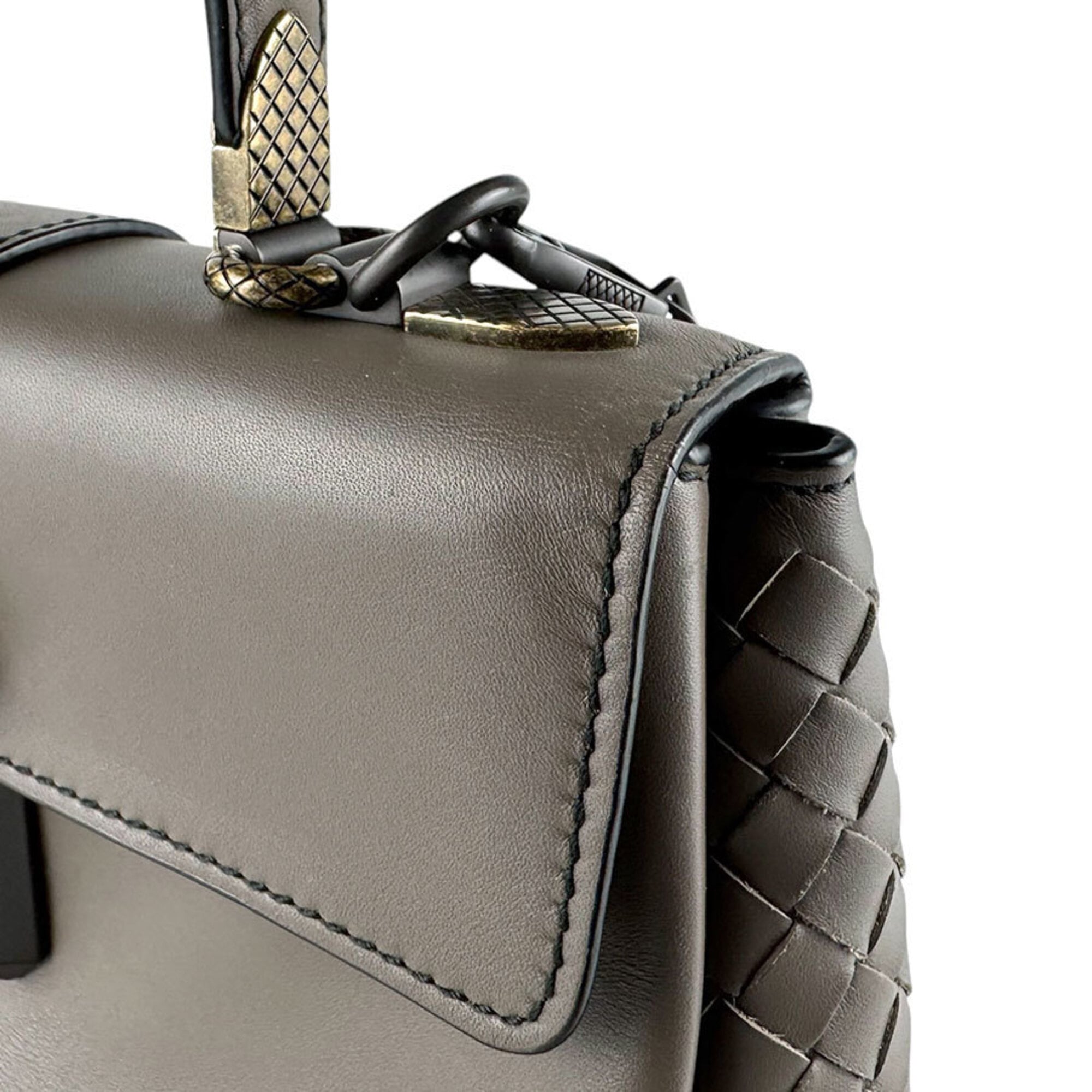 Bottega Veneta Grayish Leather Handbag Shoulder Bag (Pre-Owned)