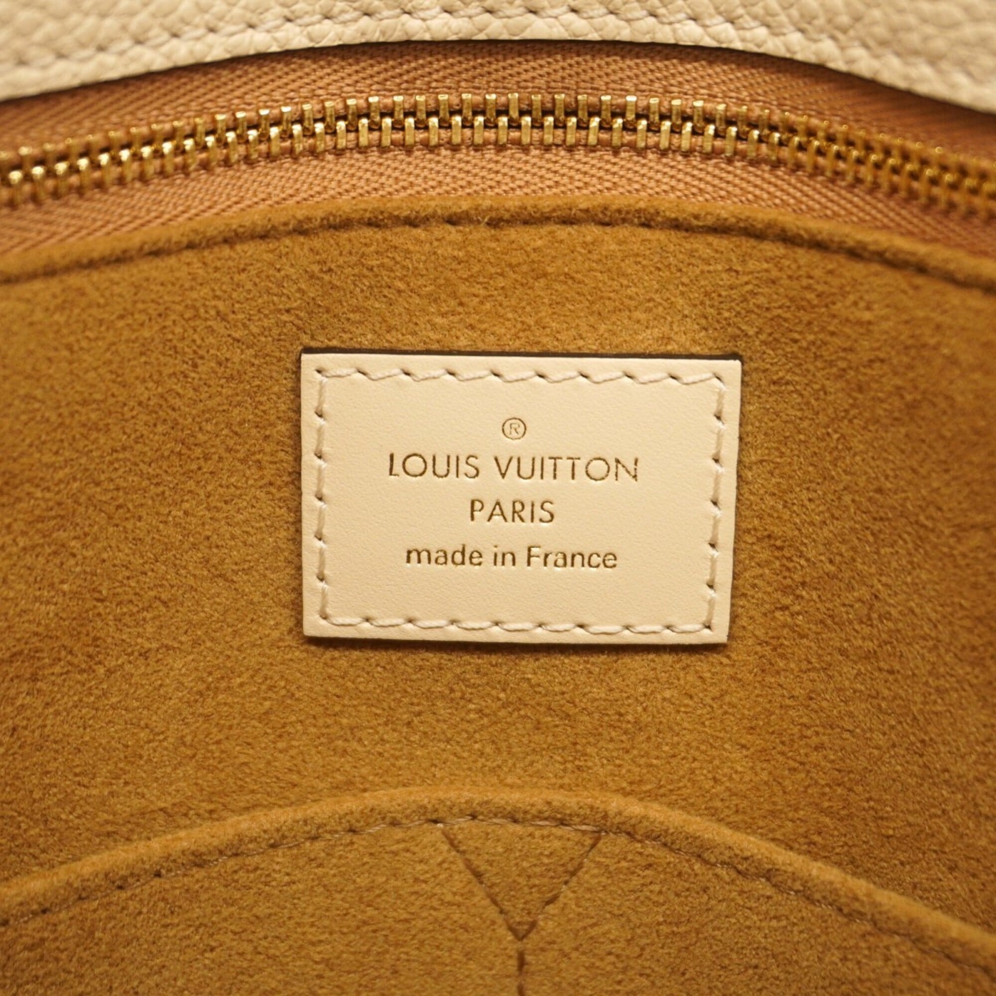 Louis Vuitton Cream Tote Bag (Pre-Owned)